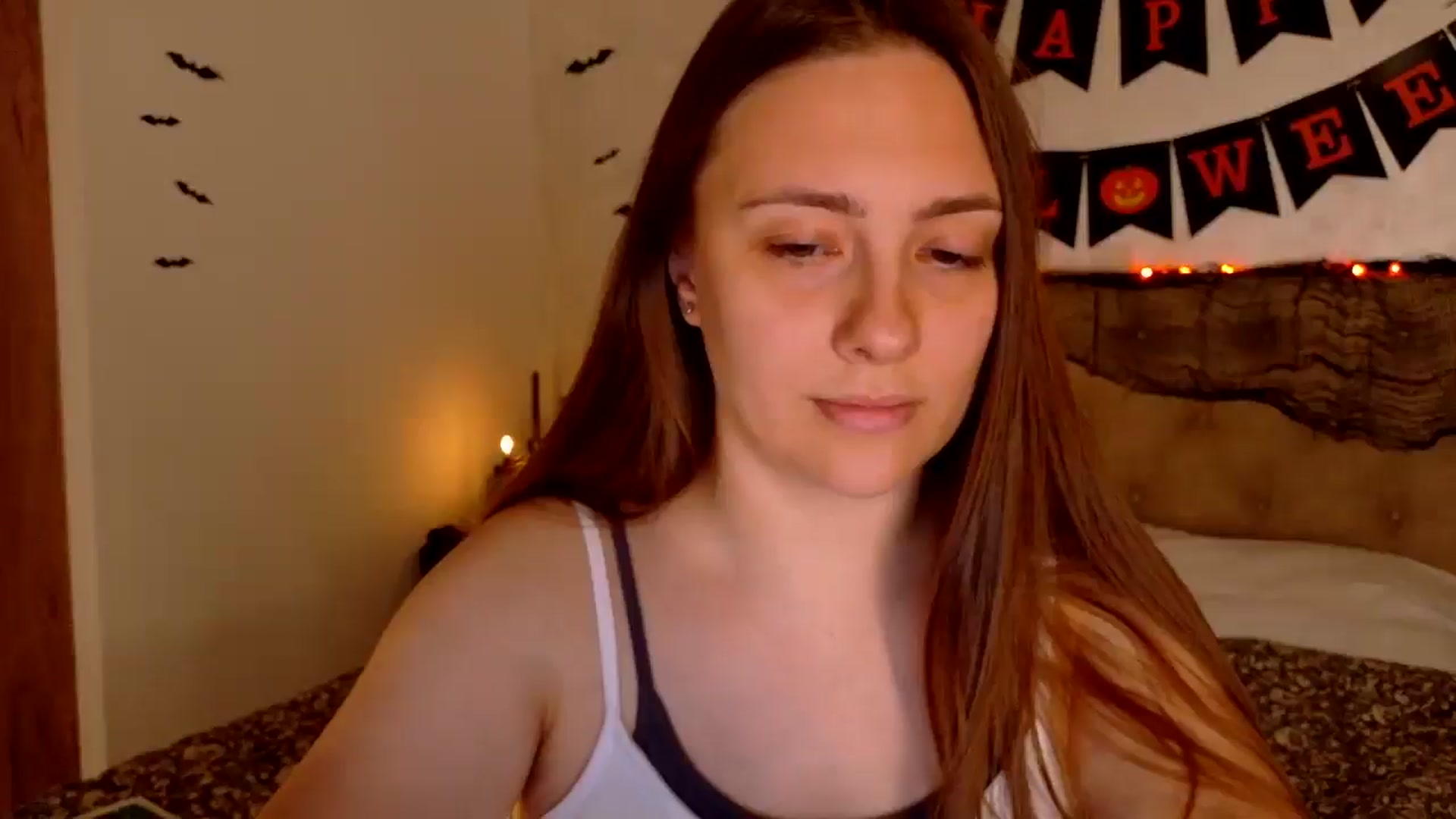 Gallery image thumbnail from QueenOfTease_'s myfreecams stream on, 10/15/2025, 07:28 image 13 of 20