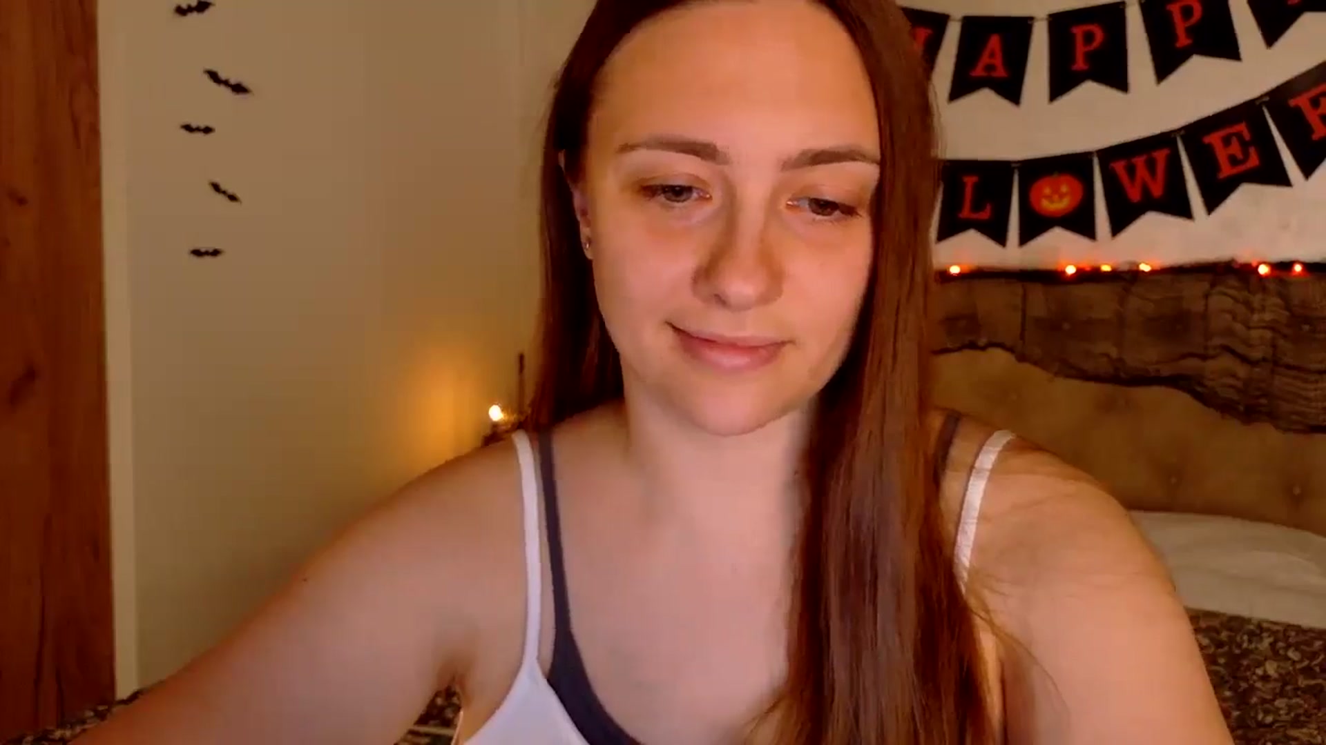 Gallery image thumbnail from QueenOfTease_'s myfreecams stream on, 10/15/2025, 07:28 image 3 of 20