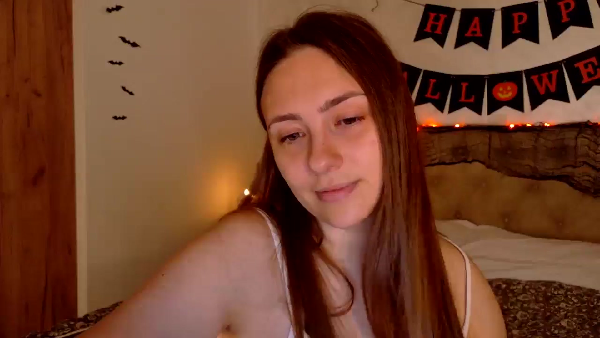 Gallery image thumbnail from QueenOfTease_'s myfreecams stream on, 10/15/2025, 07:28 image 14 of 20