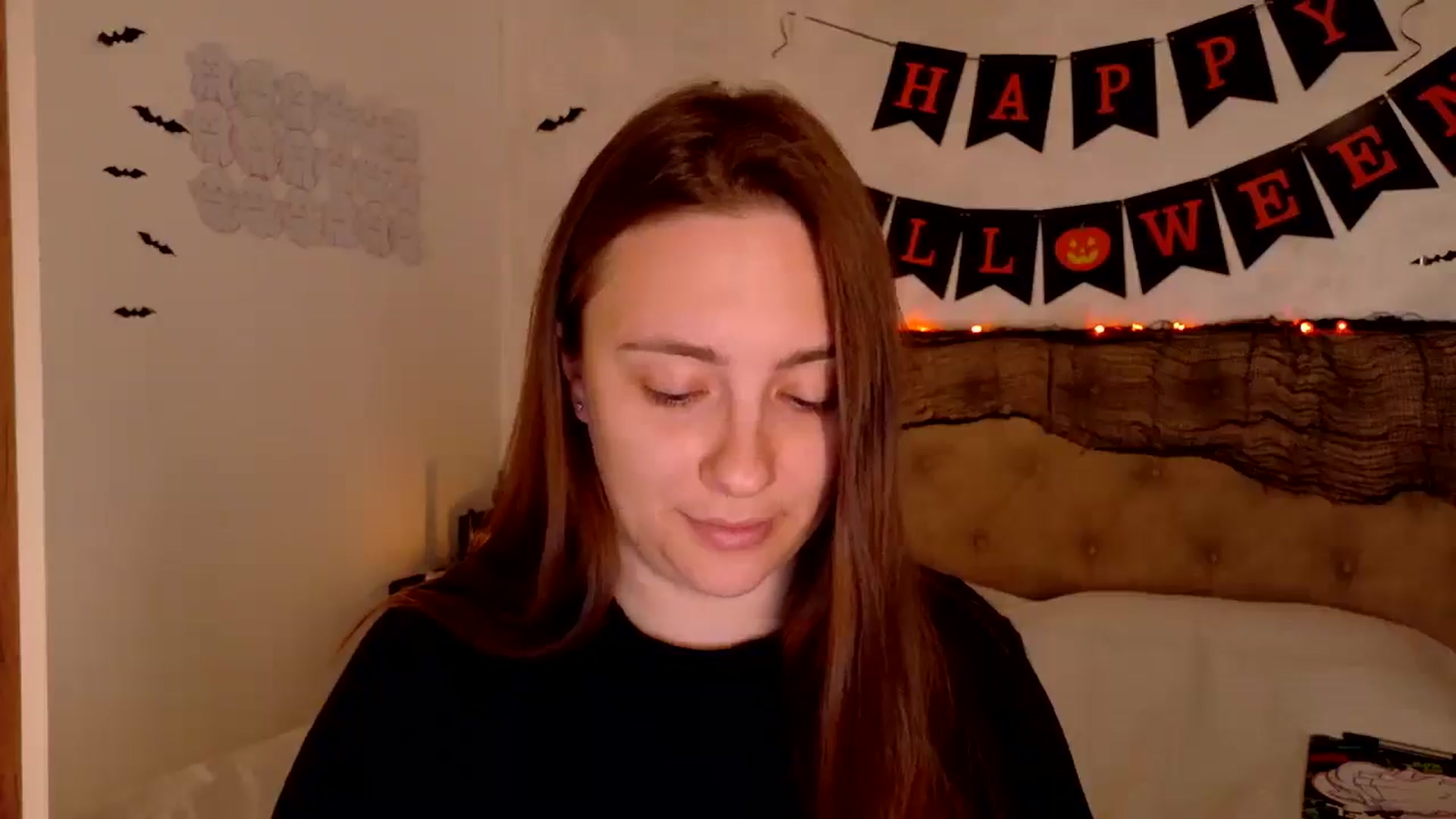 Gallery image thumbnail from QueenOfTease_'s myfreecams stream on, 10/16/2025, 06:30 image 4 of 20