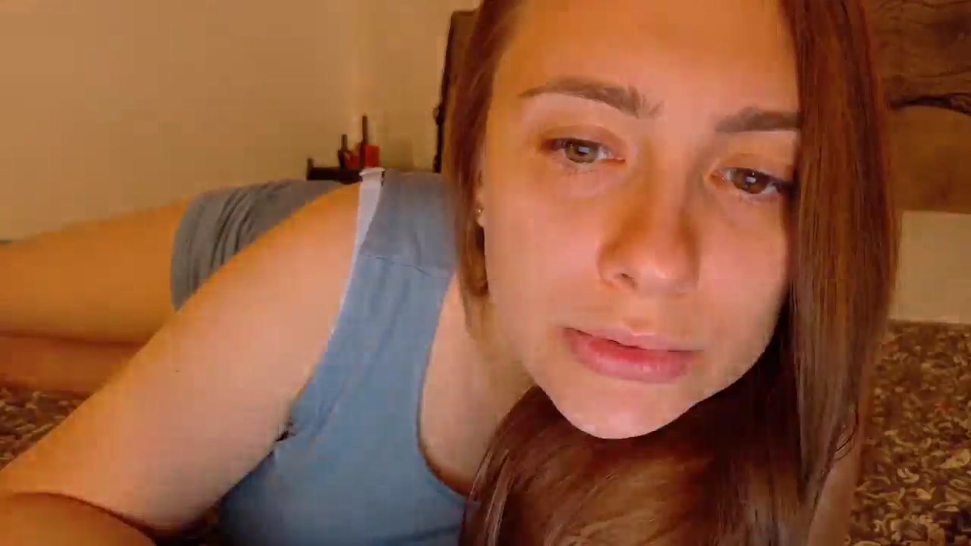 Gallery image thumbnail from QueenOfTease_'s myfreecams stream on, 10/17/2025, 06:03 image 7 of 20