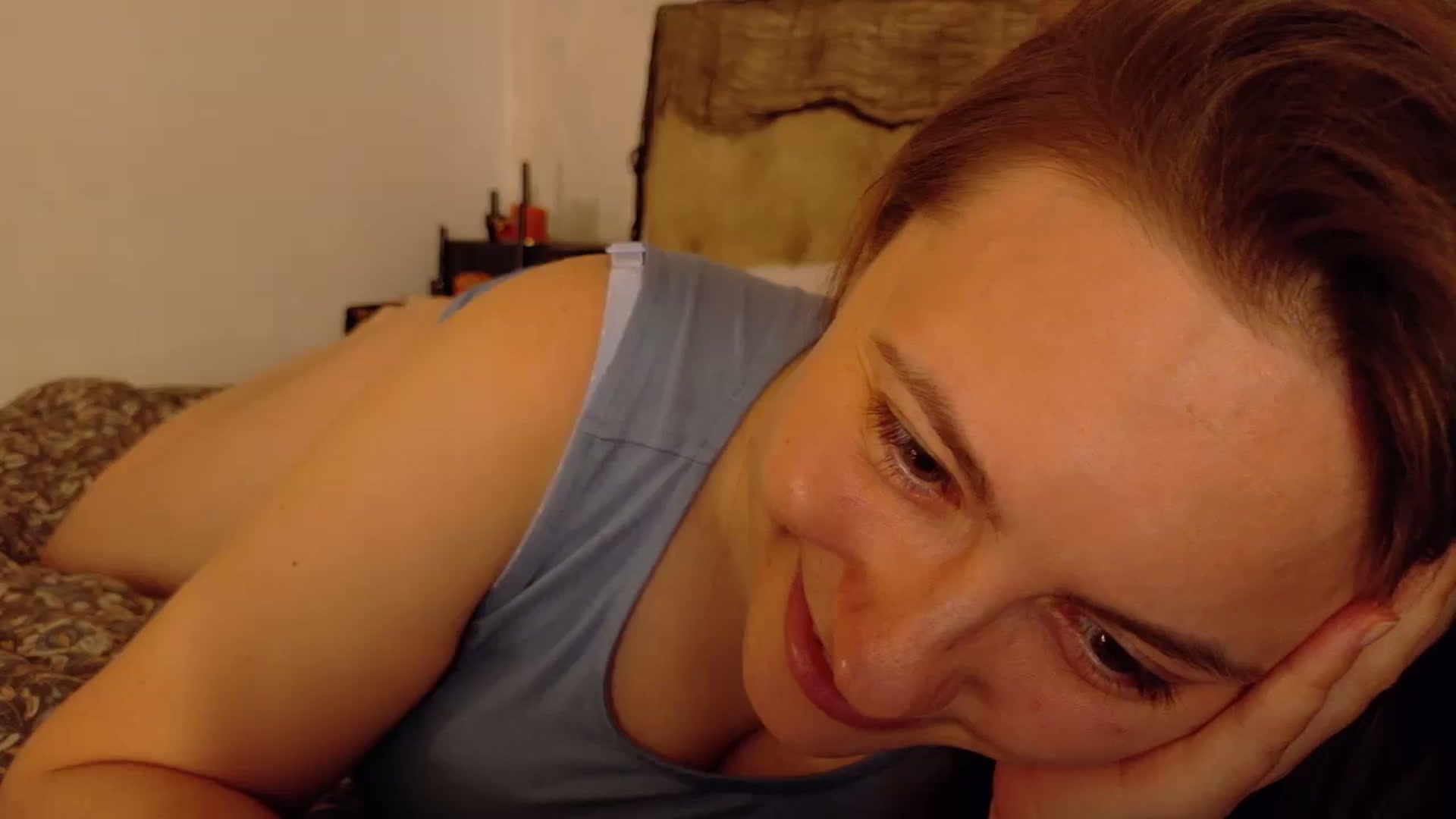 Gallery image thumbnail from QueenOfTease_'s myfreecams stream on, 10/17/2025, 06:03 image 13 of 20
