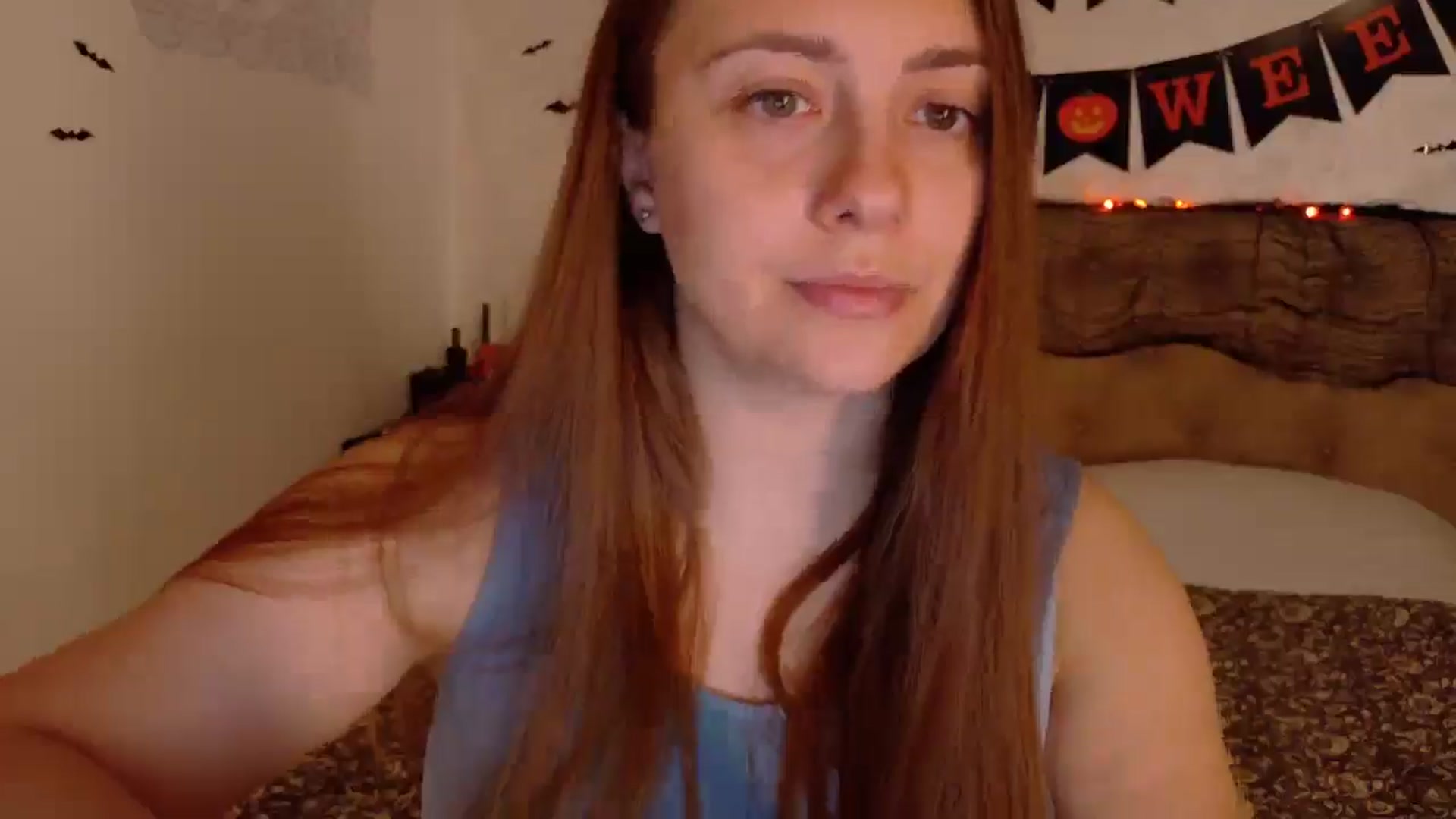 Gallery image thumbnail from QueenOfTease_'s myfreecams stream on, 10/17/2025, 07:15 image 3 of 20