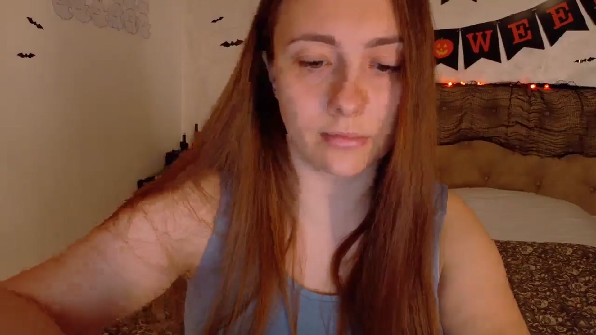 Gallery image thumbnail from QueenOfTease_'s myfreecams stream on, 10/17/2025, 07:15 image 2 of 20