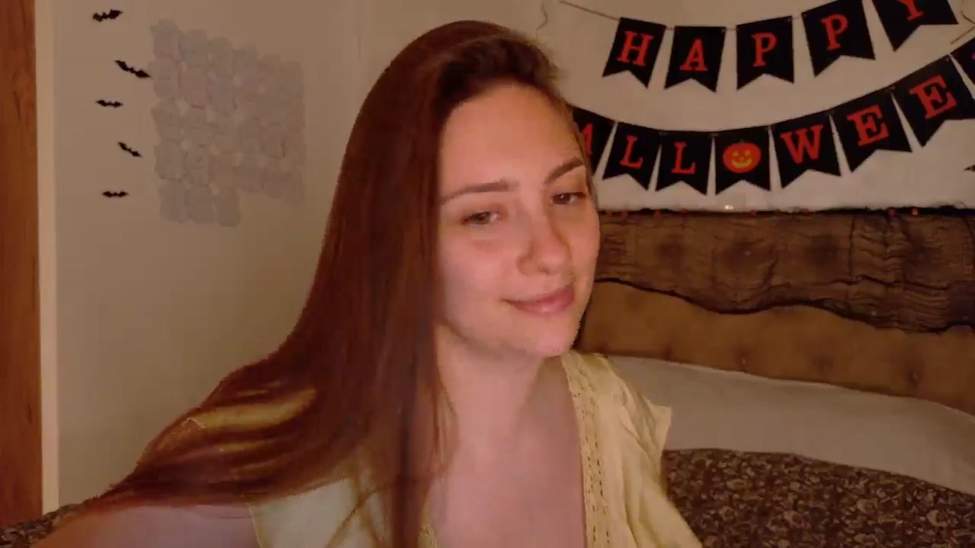 Gallery image thumbnail from QueenOfTease_'s myfreecams stream on, 10/19/2025, 07:29 image 13 of 20