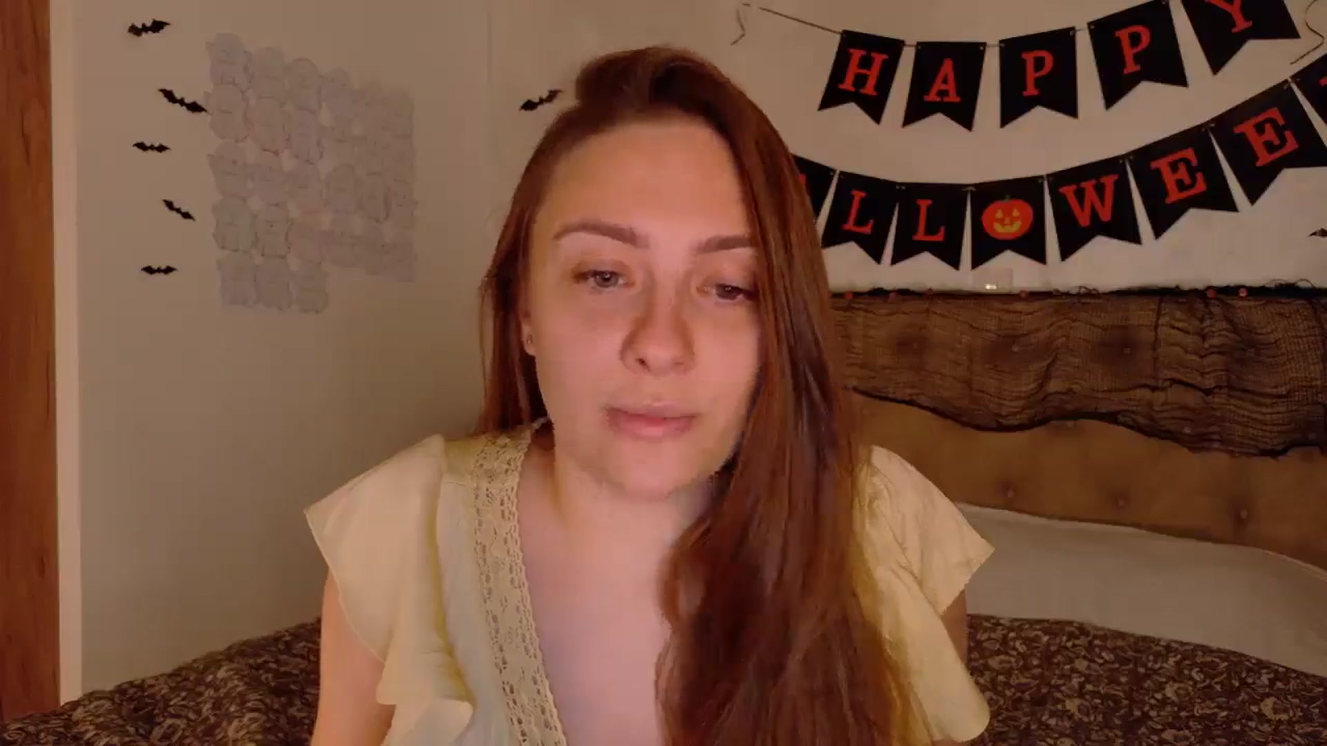 Gallery image thumbnail from QueenOfTease_'s myfreecams stream on, 10/19/2025, 07:29 image 14 of 20