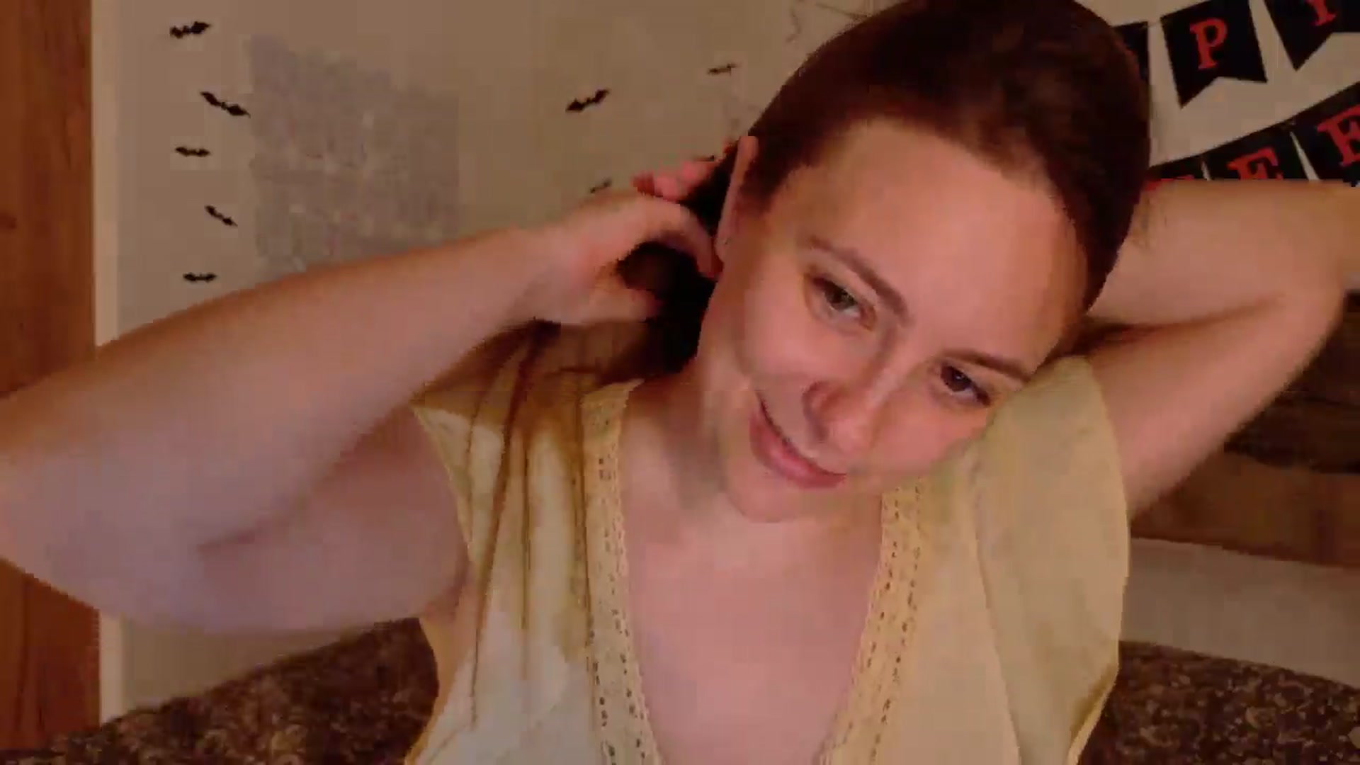 Gallery image thumbnail from QueenOfTease_'s myfreecams stream on, 10/19/2025, 07:29 image 2 of 20