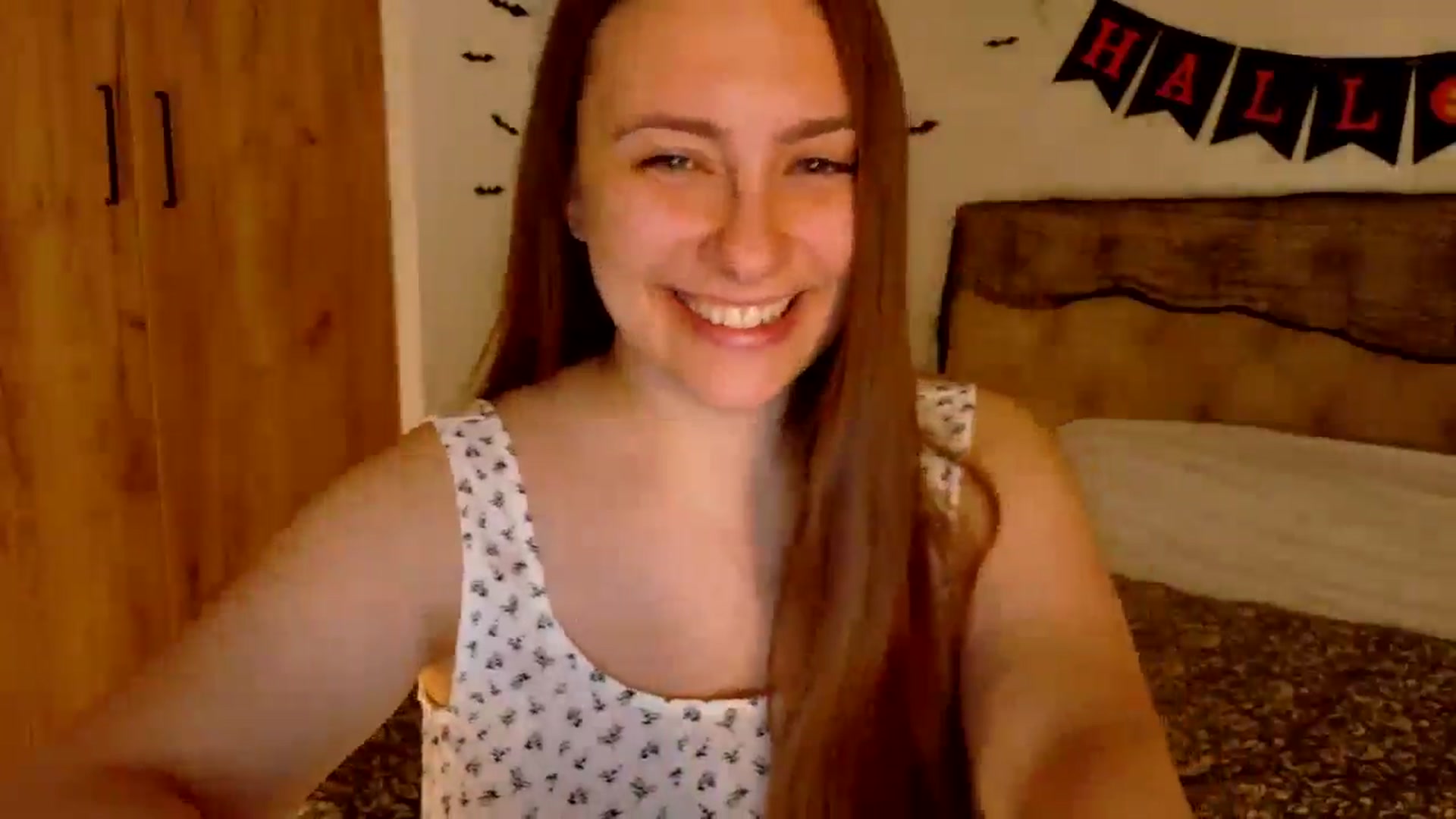 Gallery image thumbnail from QueenOfTease_'s myfreecams stream on, 10/22/2025, 06:59 image 14 of 20