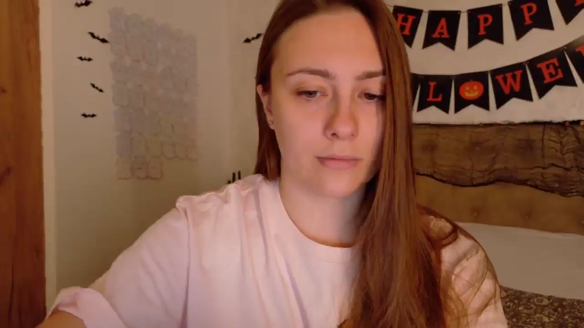 Gallery image thumbnail from QueenOfTease_'s myfreecams stream on, 10/23/2025, 06:48 image 15 of 20
