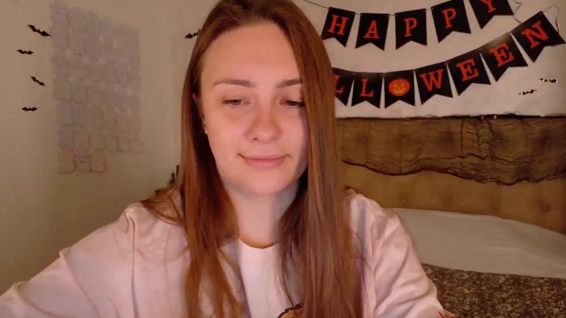 Gallery image thumbnail from QueenOfTease_'s myfreecams stream on, 10/23/2025, 06:48 image 8 of 20