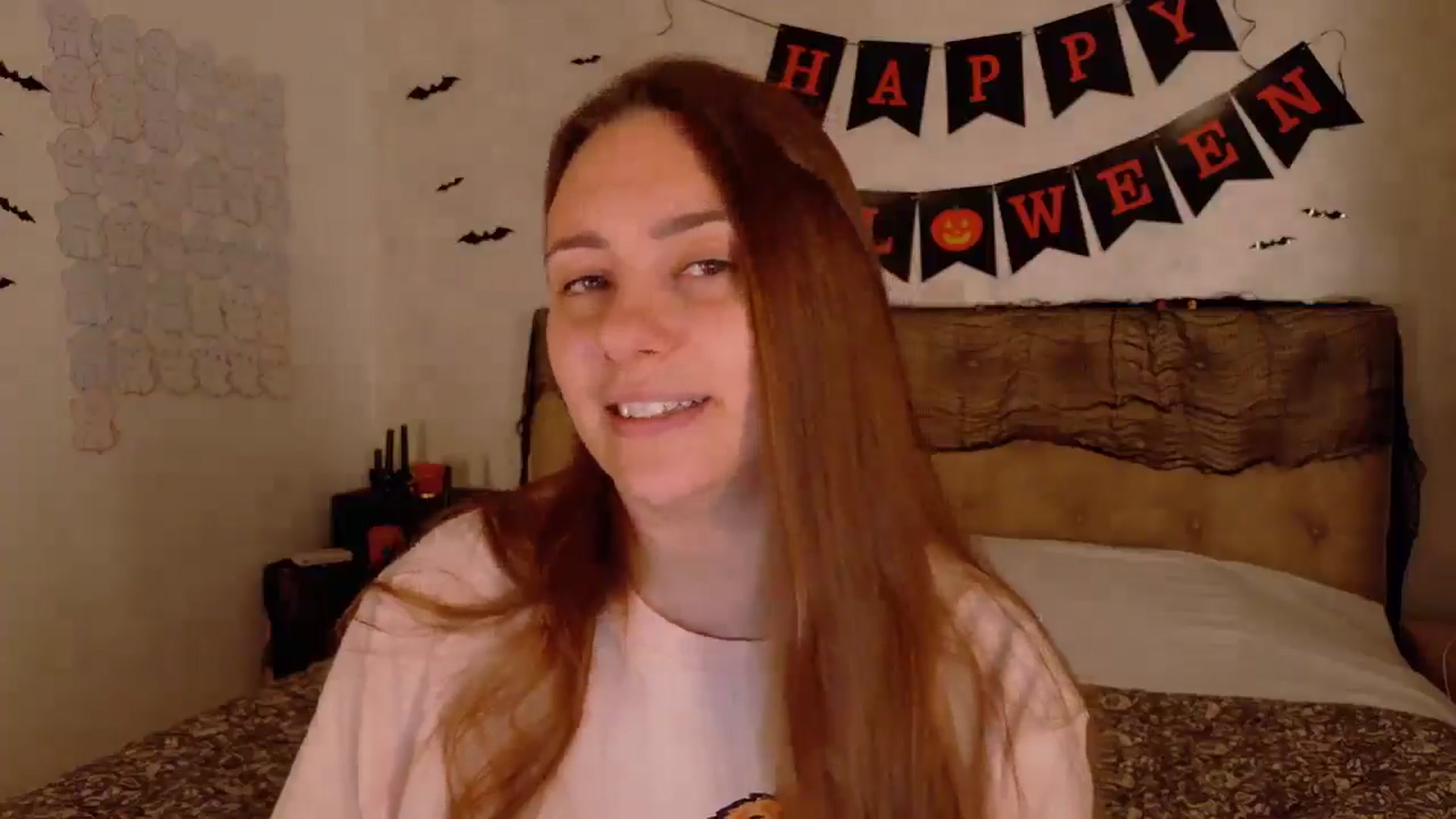 Gallery image thumbnail from QueenOfTease_'s myfreecams stream on, 10/23/2025, 06:48 image 6 of 20