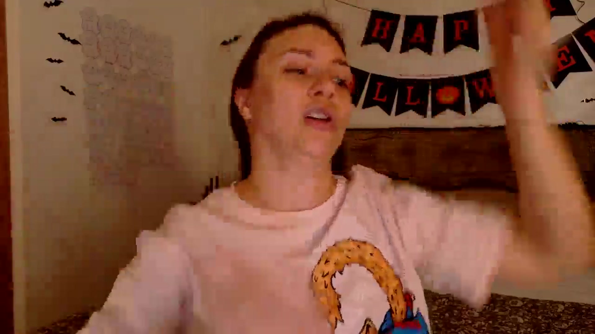 Gallery image thumbnail from QueenOfTease_'s myfreecams stream on, 10/23/2025, 07:16 image 19 of 20