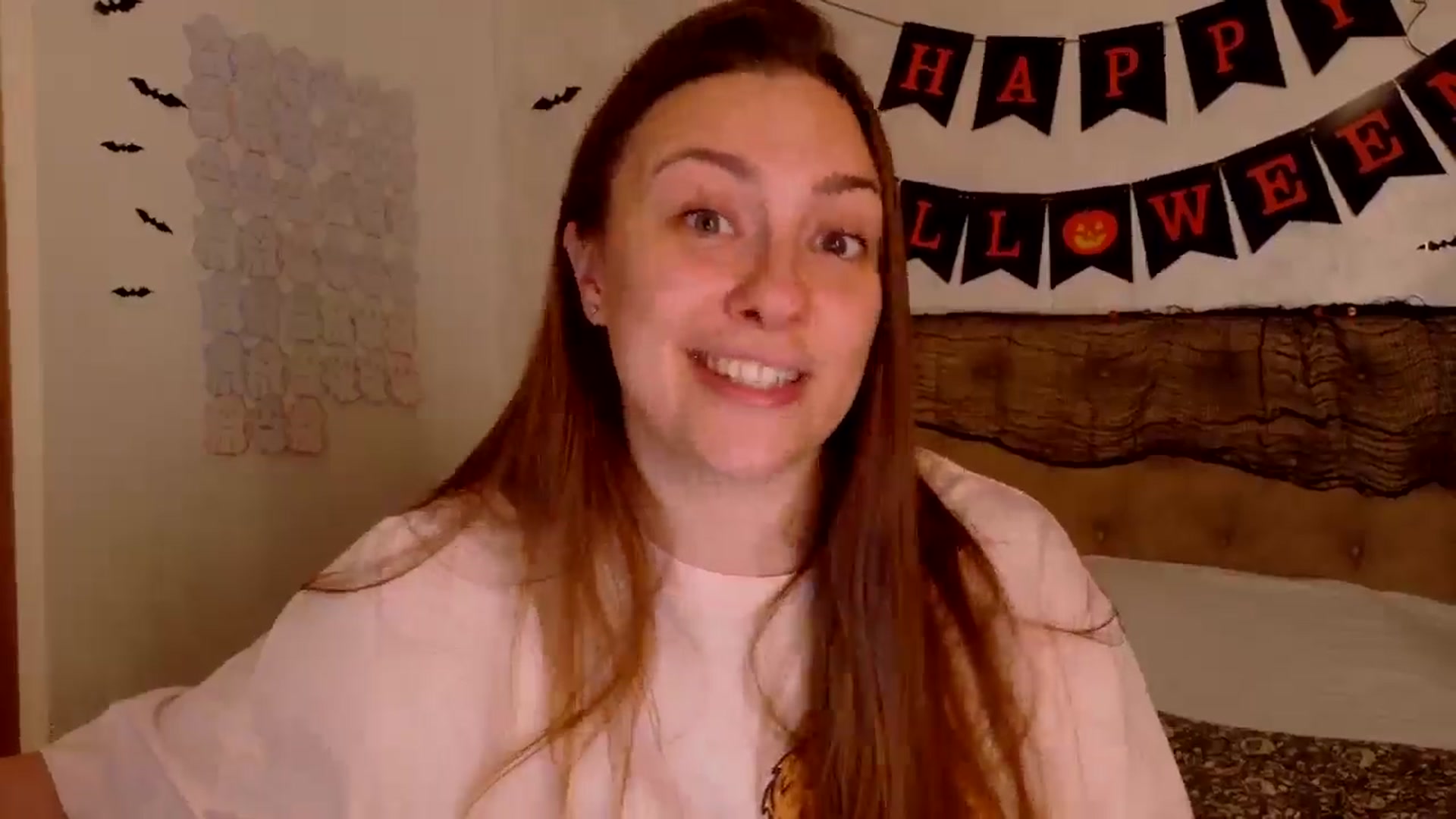 Gallery image thumbnail from QueenOfTease_'s myfreecams stream on, 10/23/2025, 07:16 image 5 of 20