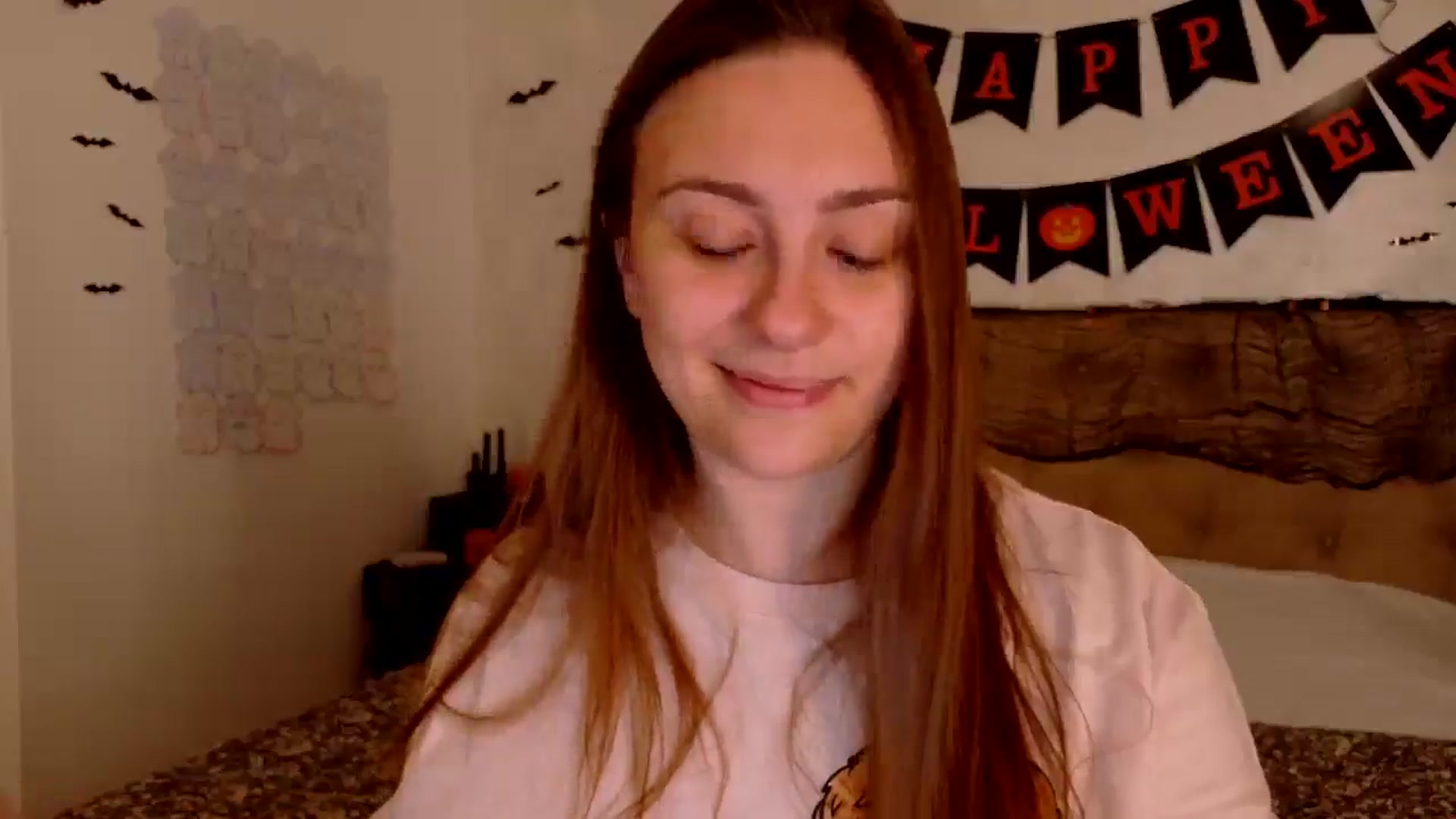 Gallery image thumbnail from QueenOfTease_'s myfreecams stream on, 10/23/2025, 07:16 image 10 of 20