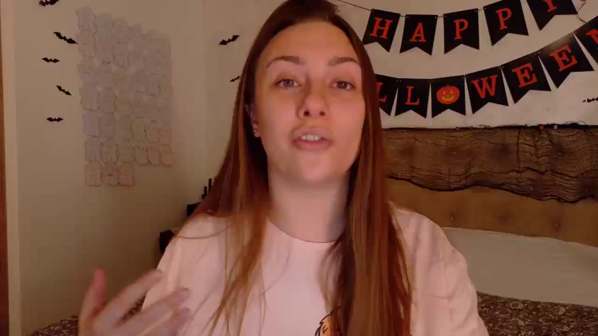 Gallery image thumbnail from QueenOfTease_'s myfreecams stream on, 10/23/2025, 07:16 image 1 of 20