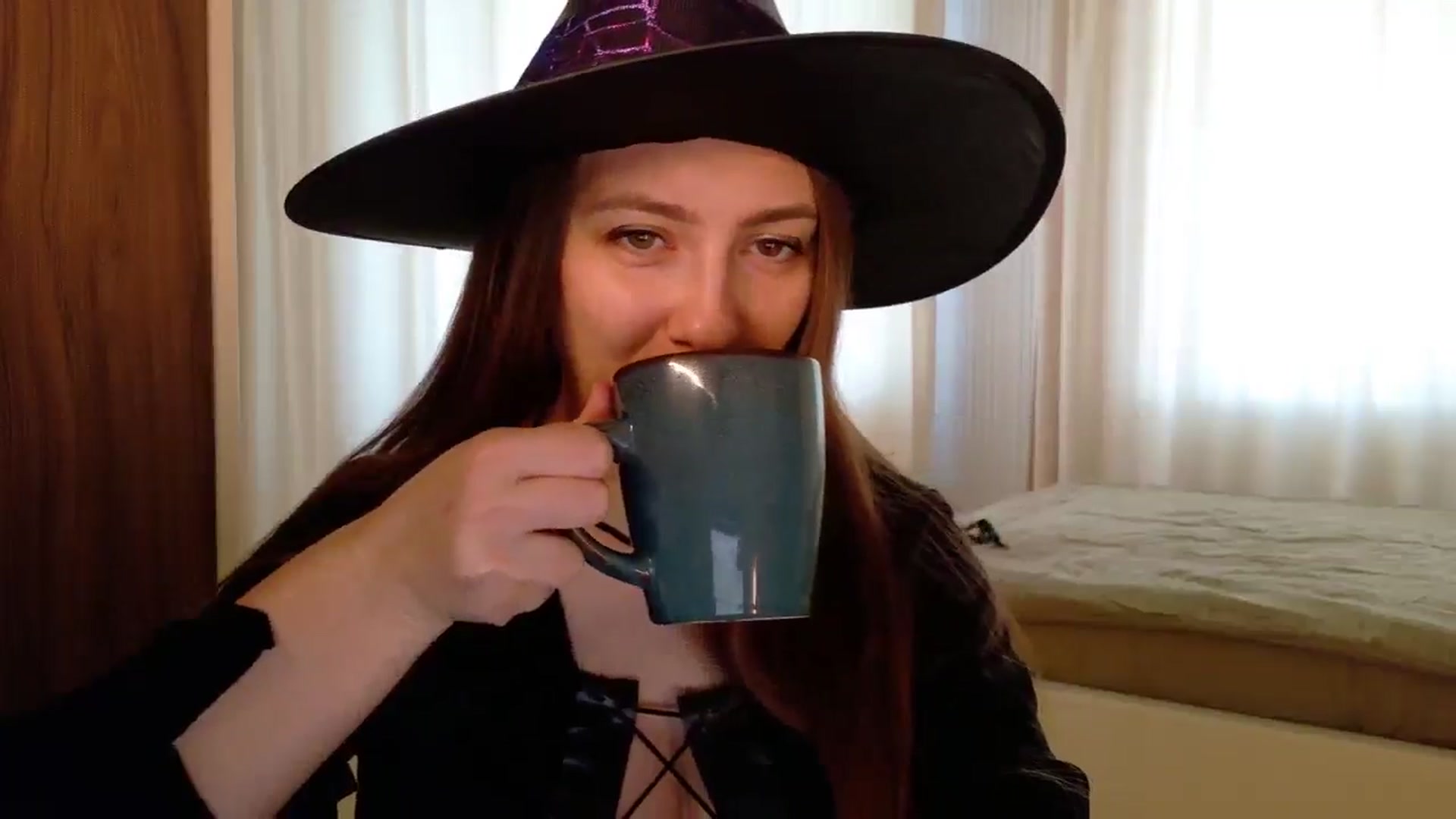 Gallery image thumbnail from QueenOfTease_'s myfreecams stream on, 10/31/2025, 05:09 image 9 of 20