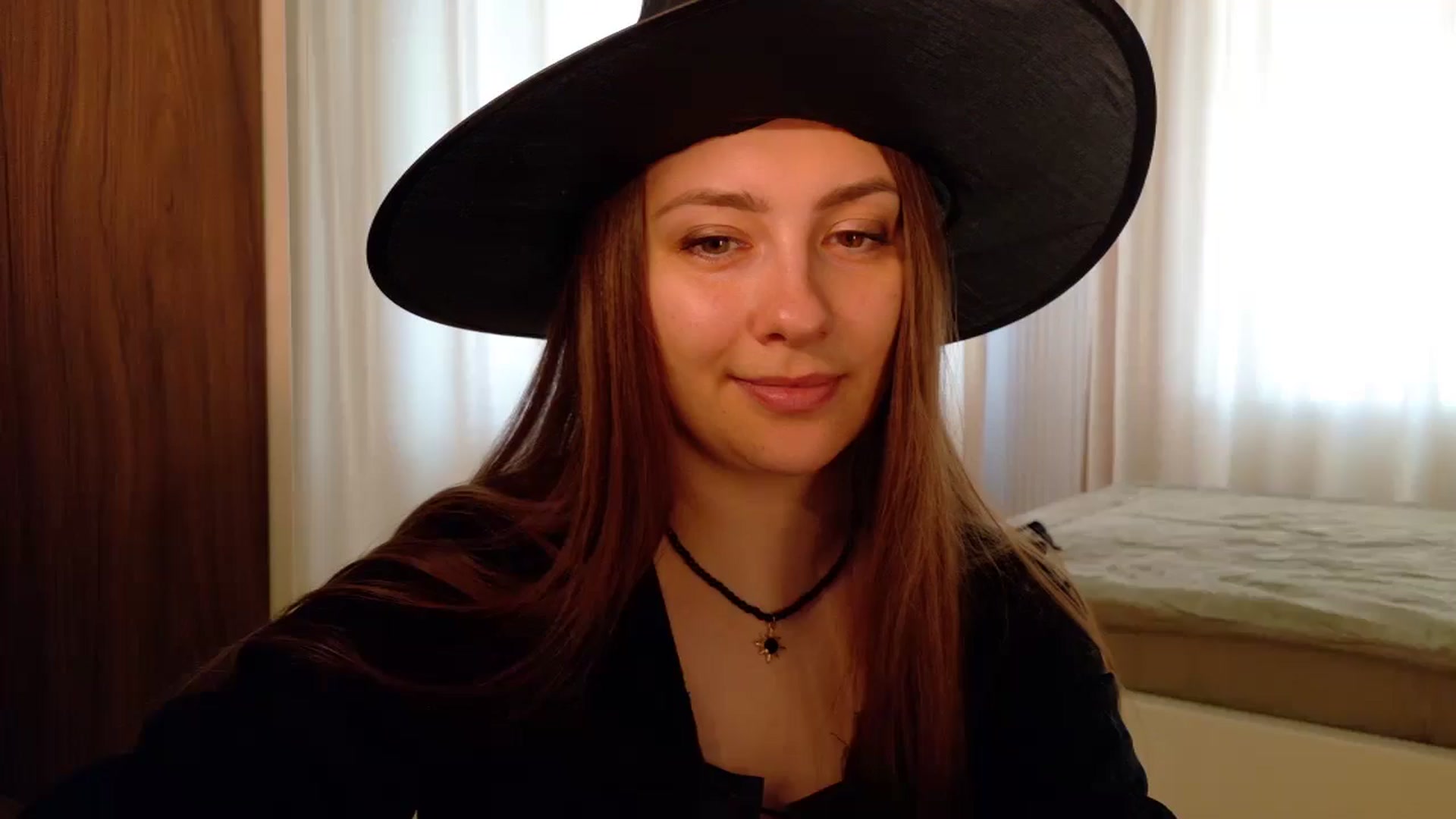 Gallery image thumbnail from QueenOfTease_'s myfreecams stream on, 10/31/2025, 05:09 image 14 of 20