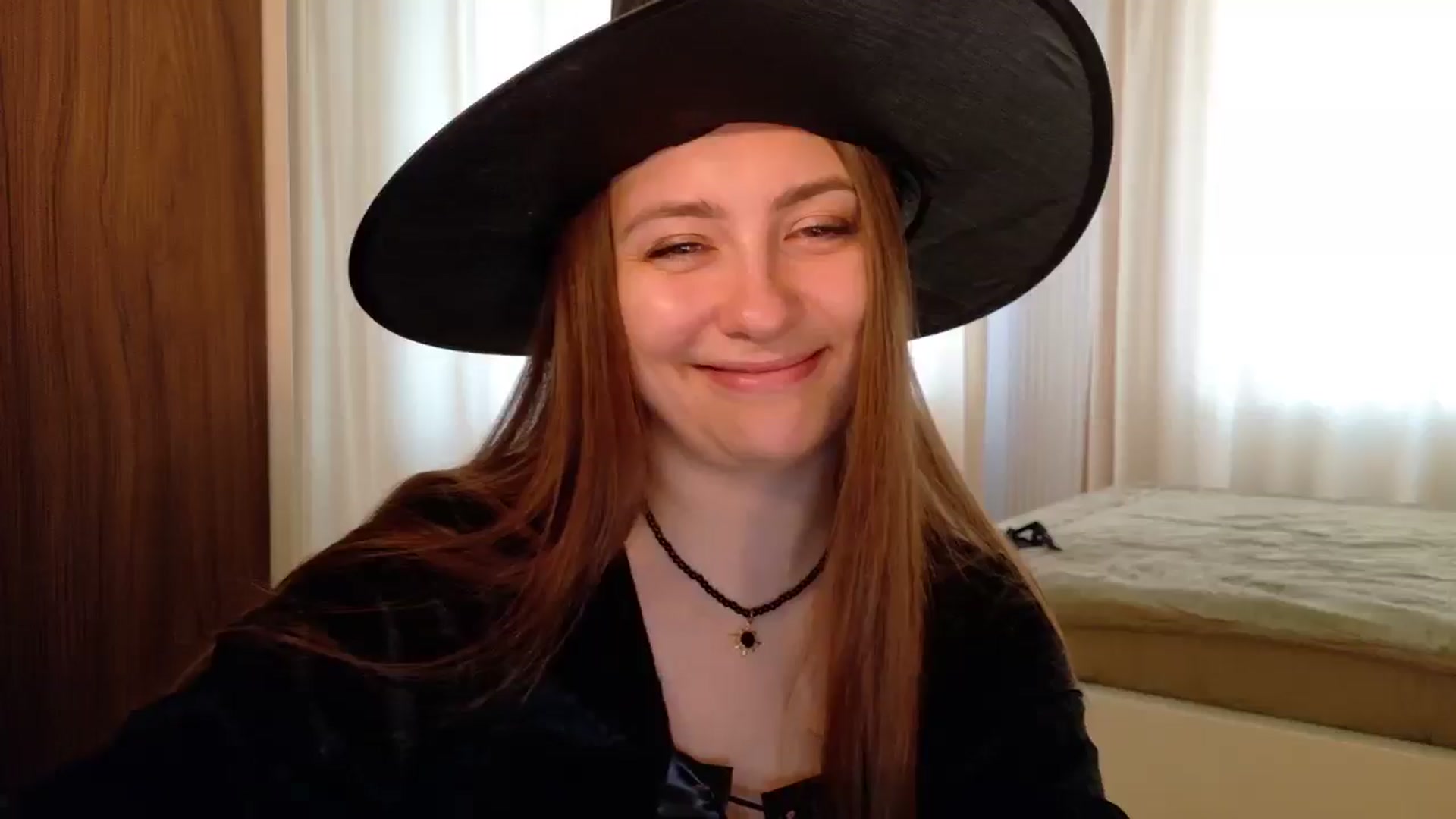 Gallery image thumbnail from QueenOfTease_'s myfreecams stream on, 10/31/2025, 05:09 image 13 of 20