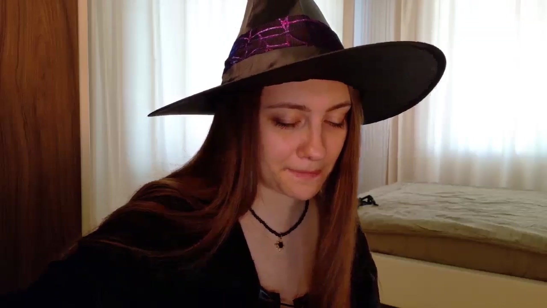 Gallery image thumbnail from QueenOfTease_'s myfreecams stream on, 10/31/2025, 05:09 image 11 of 20