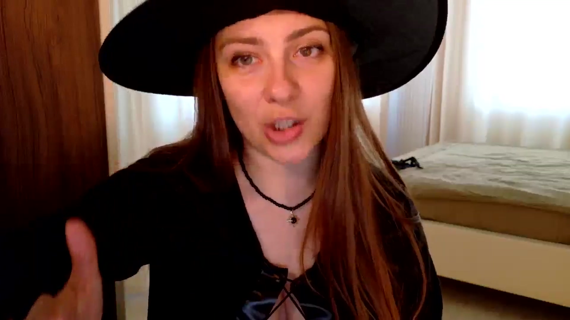 Gallery image thumbnail from QueenOfTease_'s myfreecams stream on, 10/31/2025, 07:01 image 14 of 20