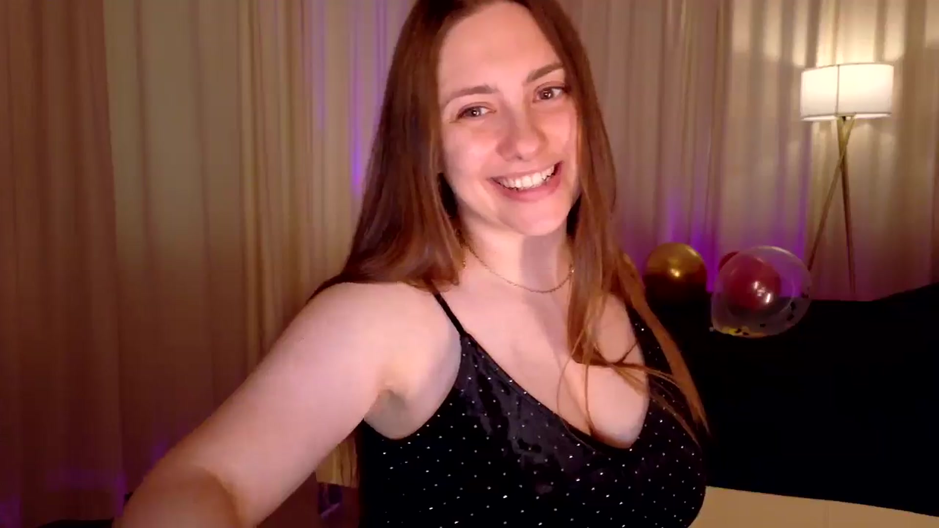Gallery image thumbnail from QueenOfTease_'s myfreecams stream on, 11/09/2025, 06:52 image 4 of 20