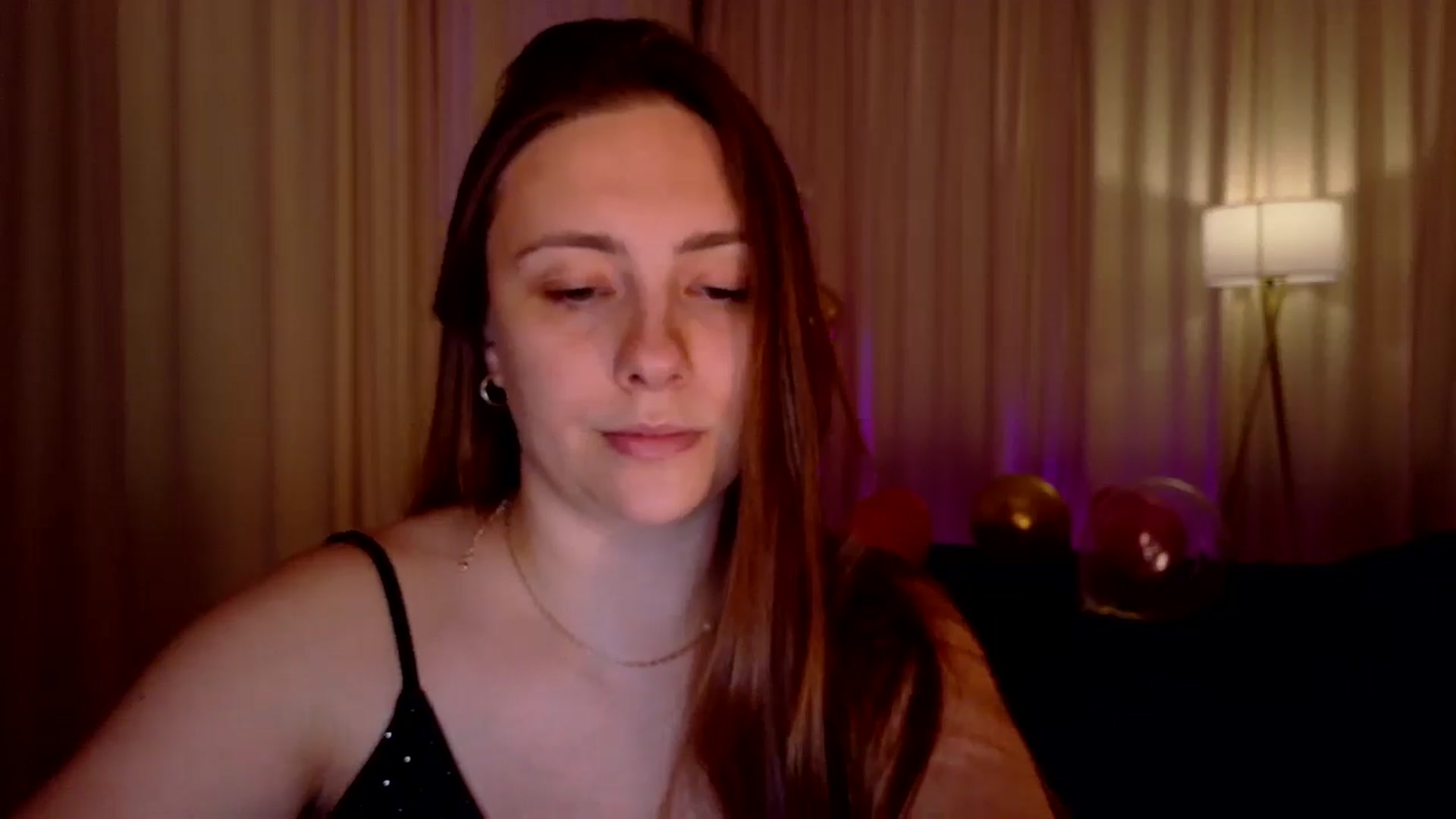 Gallery image thumbnail from QueenOfTease_'s myfreecams stream on, 11/09/2025, 06:52 image 3 of 20