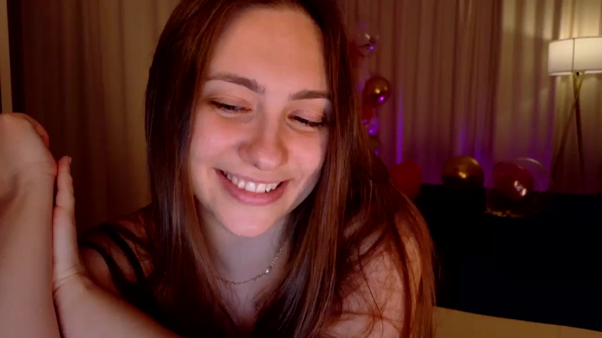Gallery image thumbnail from QueenOfTease_'s myfreecams stream on, 11/09/2025, 06:52 image 17 of 20