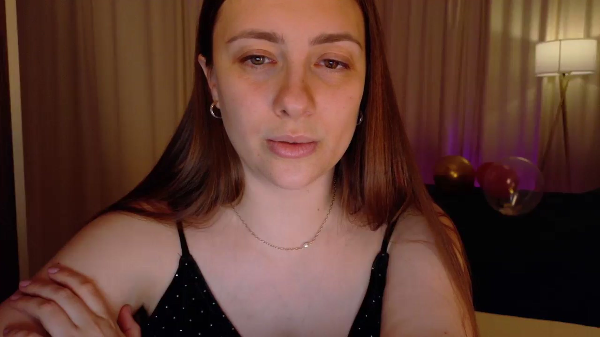 Gallery image thumbnail from QueenOfTease_'s myfreecams stream on, 11/09/2025, 07:08 image 2 of 20