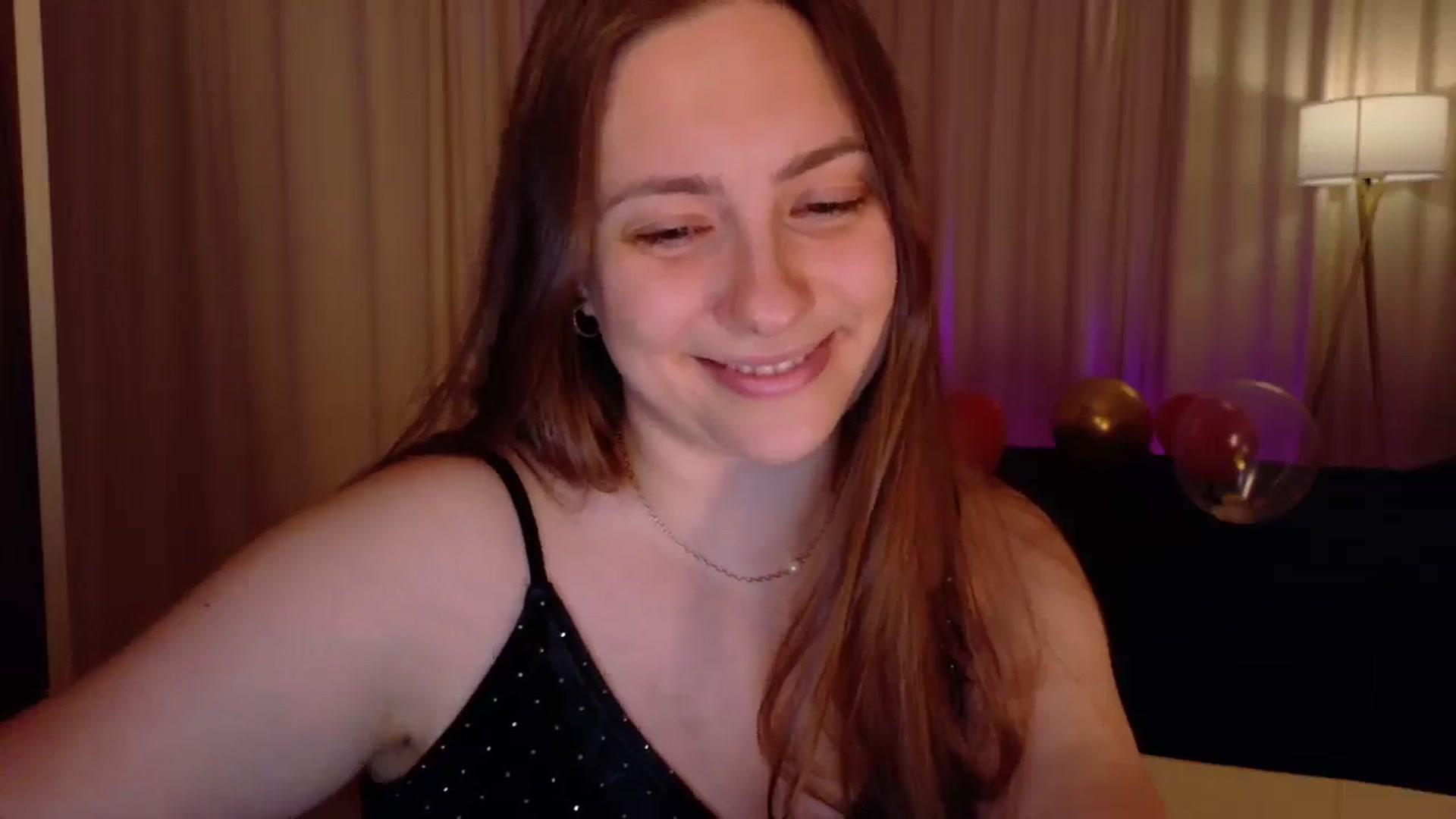 Gallery image thumbnail from QueenOfTease_'s myfreecams stream on, 11/09/2025, 07:08 image 18 of 20