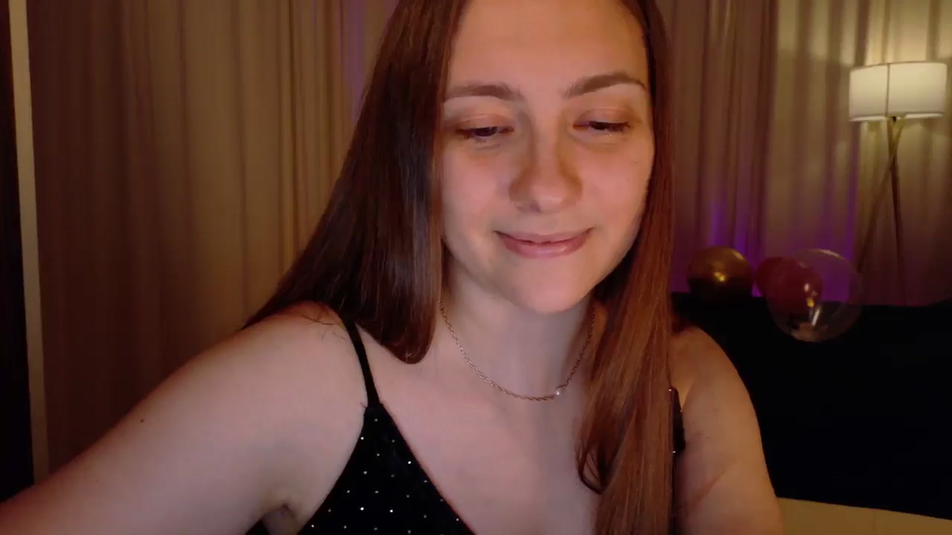 Gallery image thumbnail from QueenOfTease_'s myfreecams stream on, 11/09/2025, 07:08 image 15 of 20