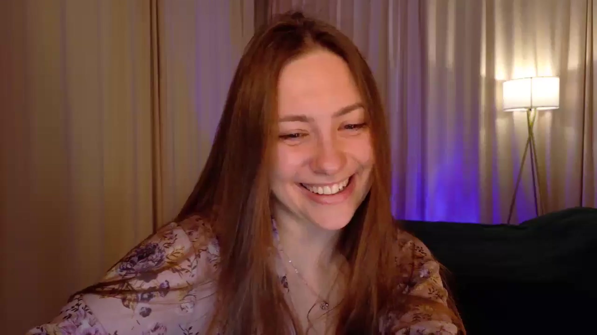 Gallery image thumbnail from QueenOfTease_'s myfreecams stream on, 11/10/2025, 05:52 image 7 of 20