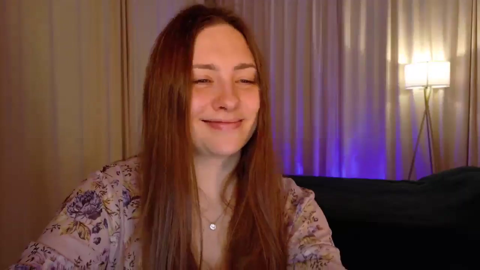 Gallery image thumbnail from QueenOfTease_'s myfreecams stream on, 11/10/2025, 05:52 image 3 of 20