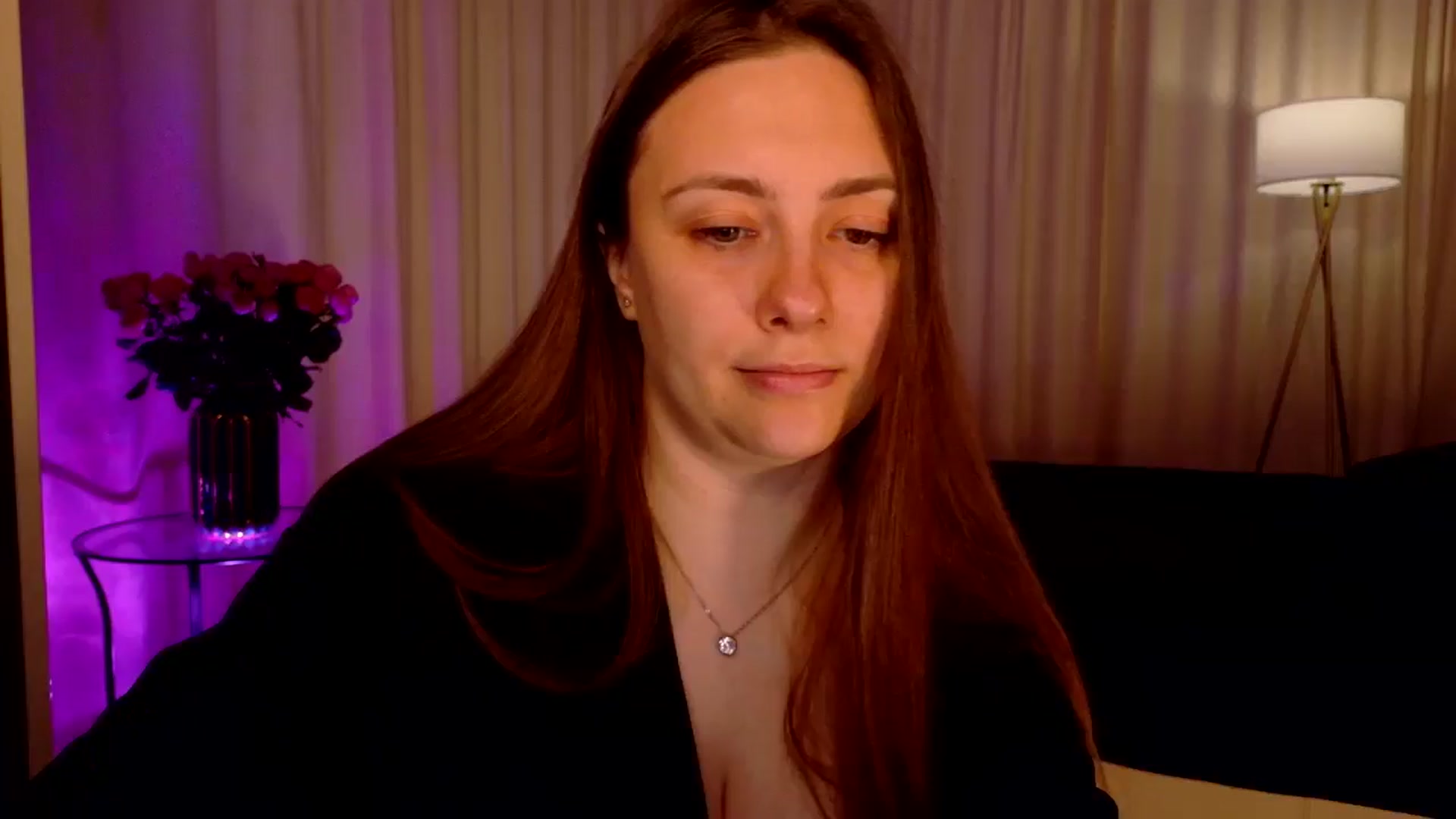 Gallery image thumbnail from QueenOfTease_'s myfreecams stream on, 11/13/2025, 05:39 image 3 of 20
