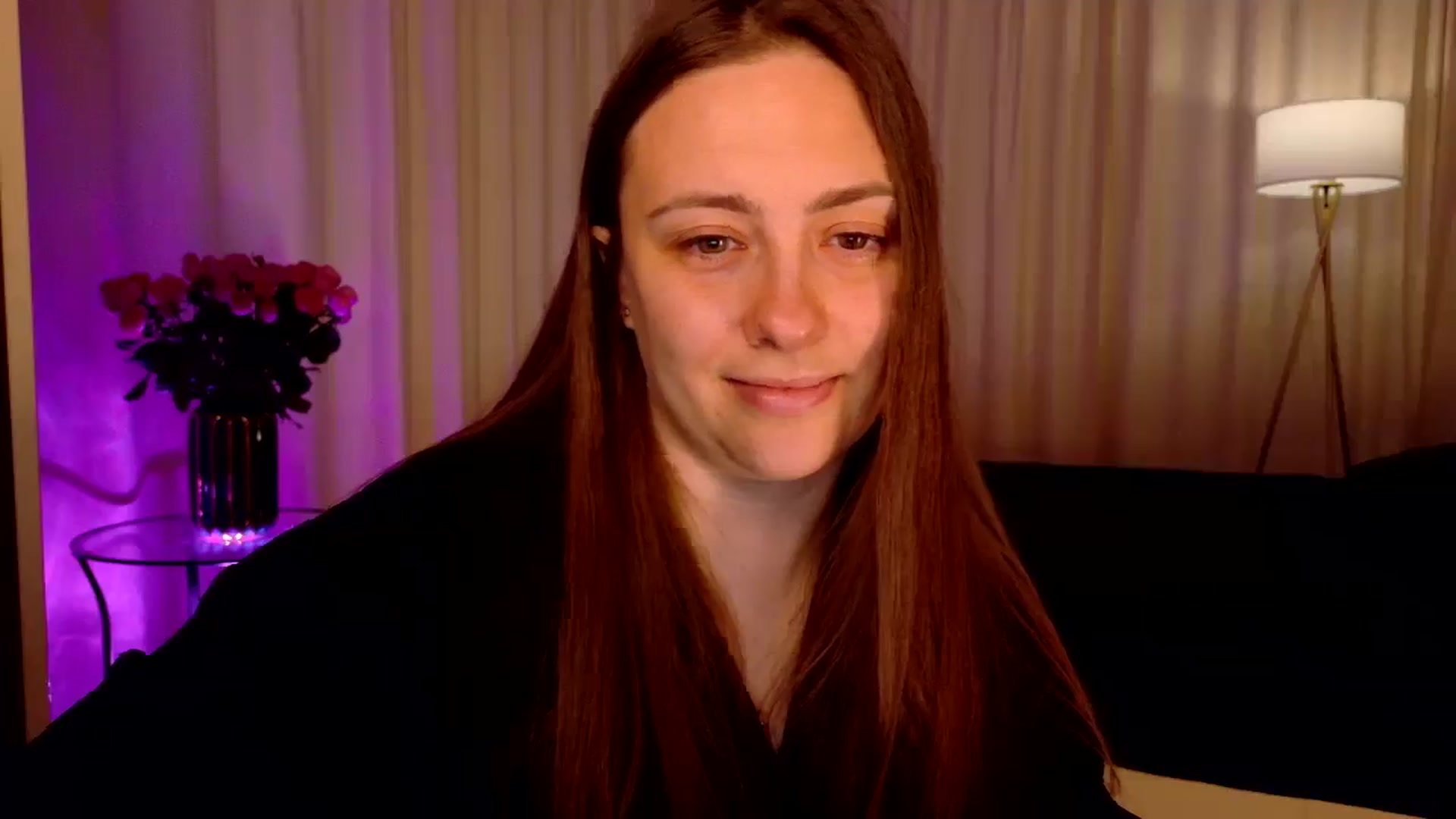 Gallery image thumbnail from QueenOfTease_'s myfreecams stream on, 11/13/2025, 05:39 image 18 of 20
