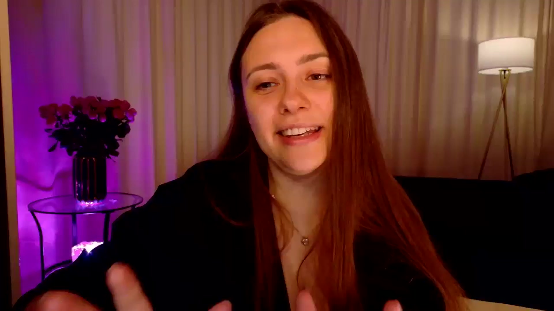 Gallery image thumbnail from QueenOfTease_'s myfreecams stream on, 11/13/2025, 05:39 image 1 of 20