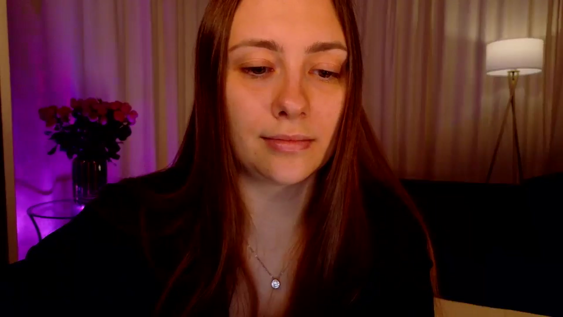 Gallery image thumbnail from QueenOfTease_'s myfreecams stream on, 11/13/2025, 05:39 image 10 of 20