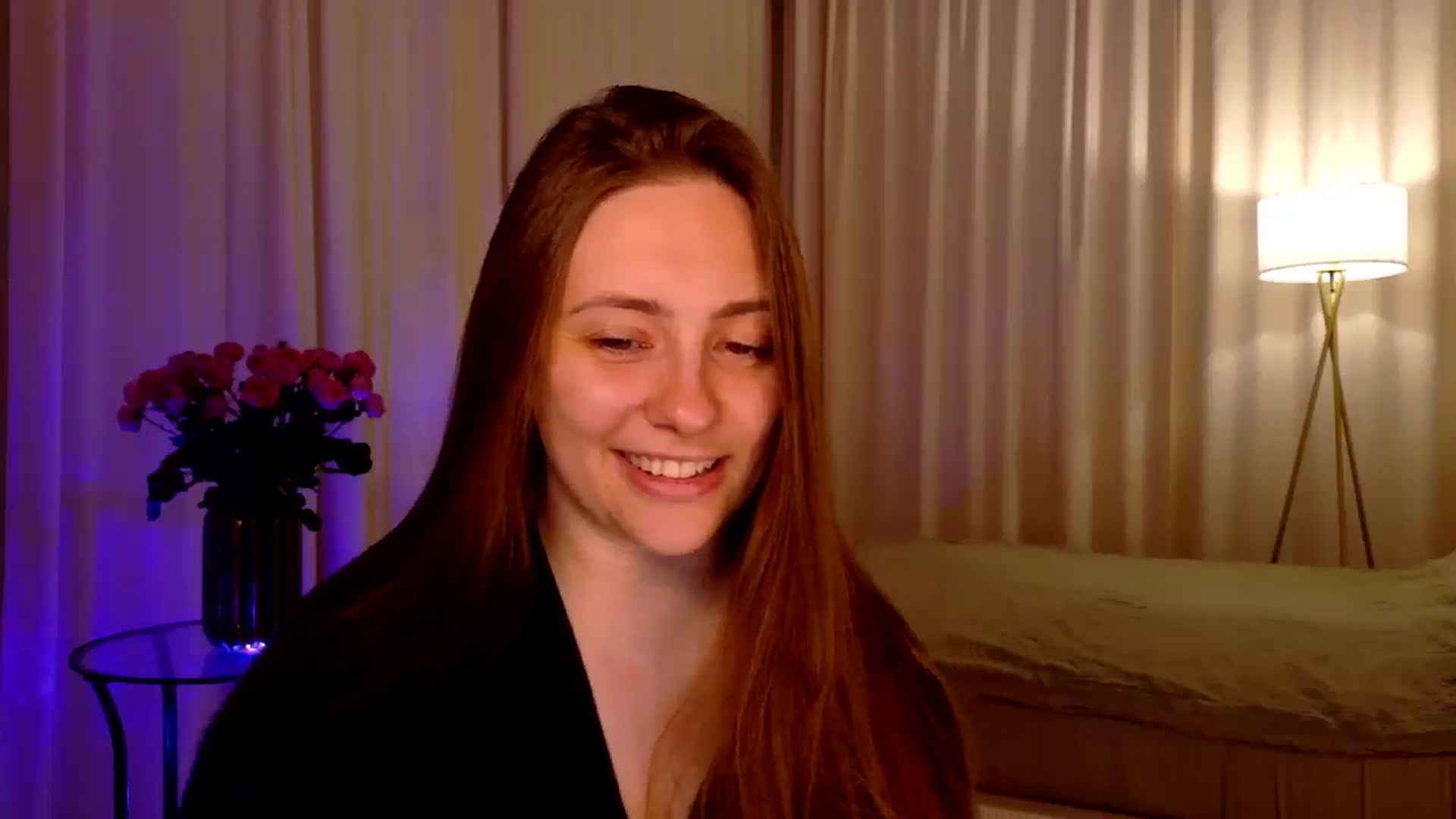 Gallery image thumbnail from QueenOfTease_'s myfreecams stream on, 11/14/2025, 06:06 image 7 of 20
