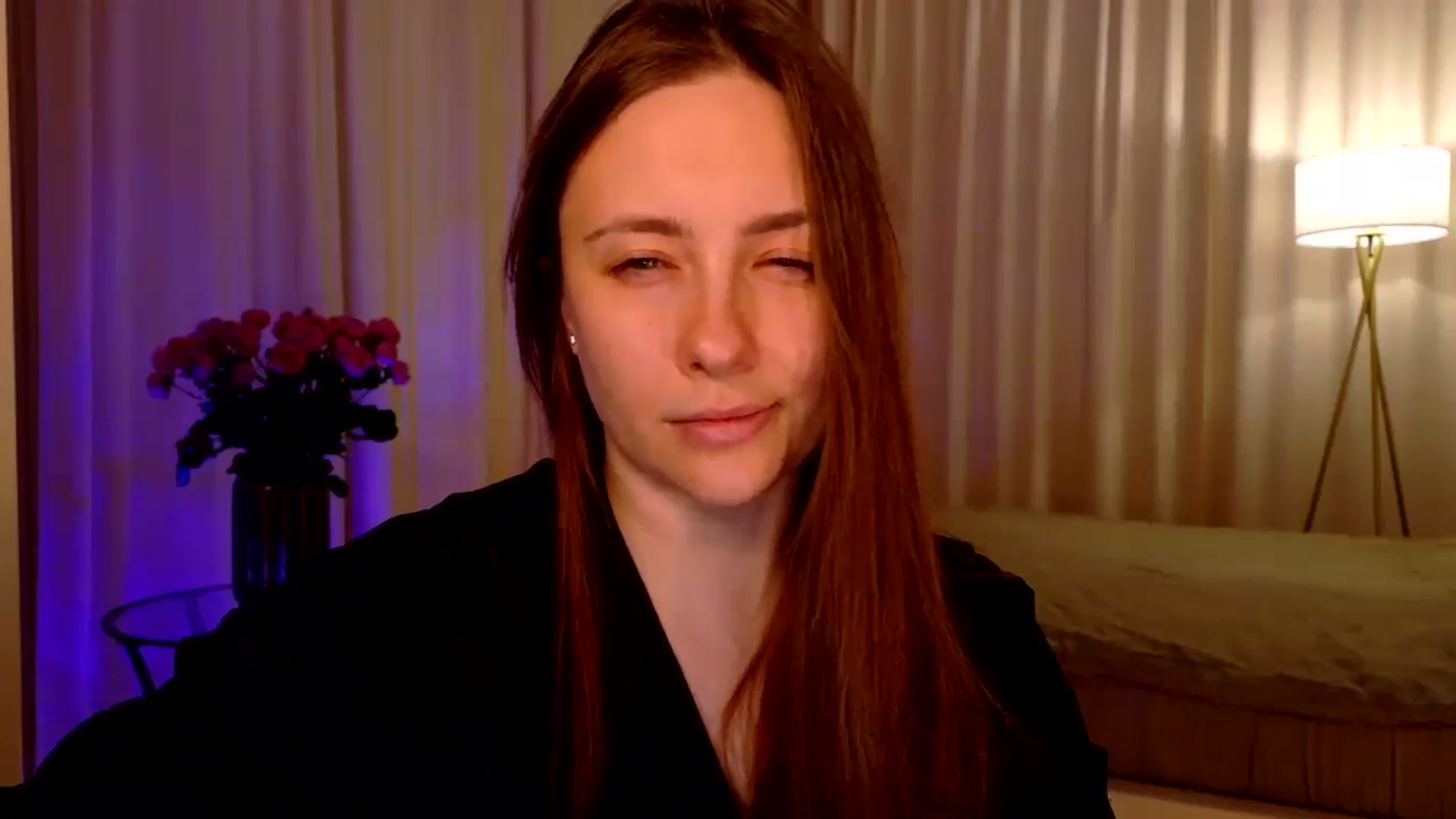 Gallery image thumbnail from QueenOfTease_'s myfreecams stream on, 11/14/2025, 06:06 image 17 of 20