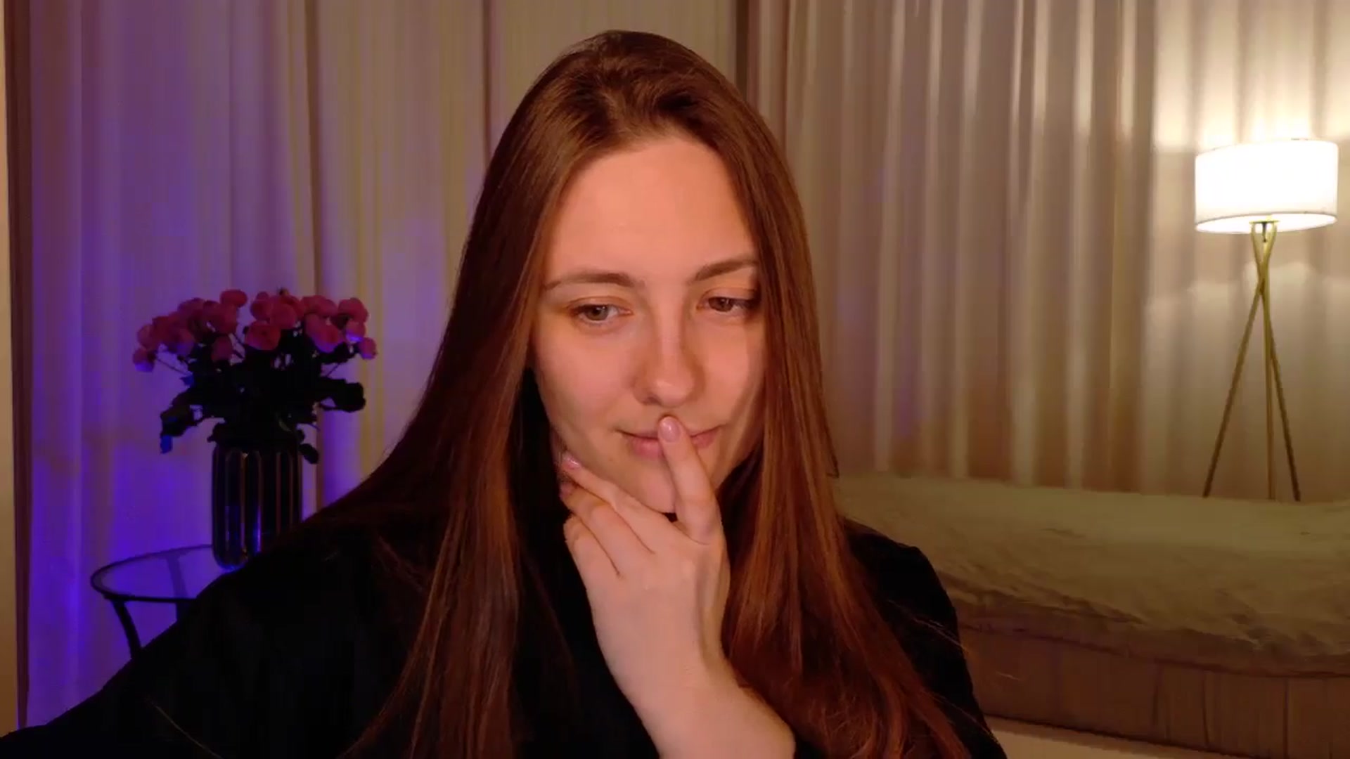 Gallery image thumbnail from QueenOfTease_'s myfreecams stream on, 11/14/2025, 06:38 image 8 of 20