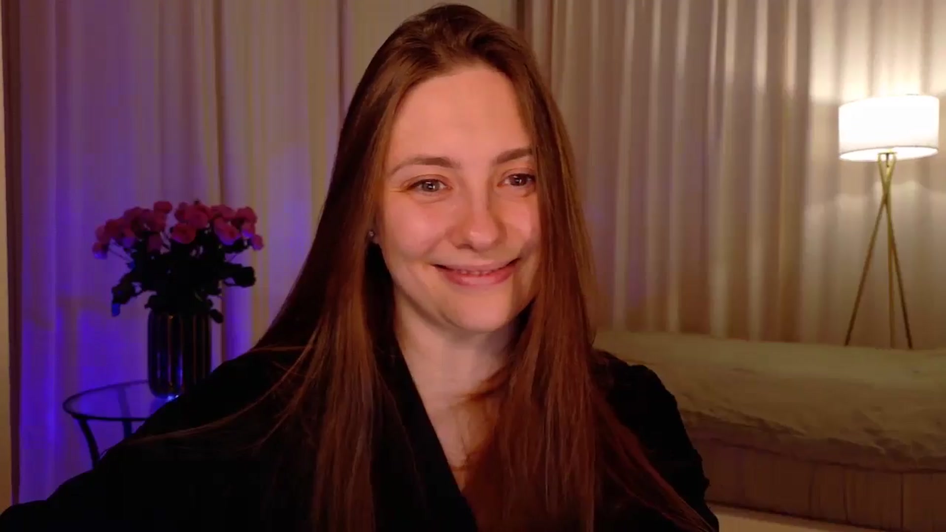 Gallery image thumbnail from QueenOfTease_'s myfreecams stream on, 11/14/2025, 06:38 image 6 of 20