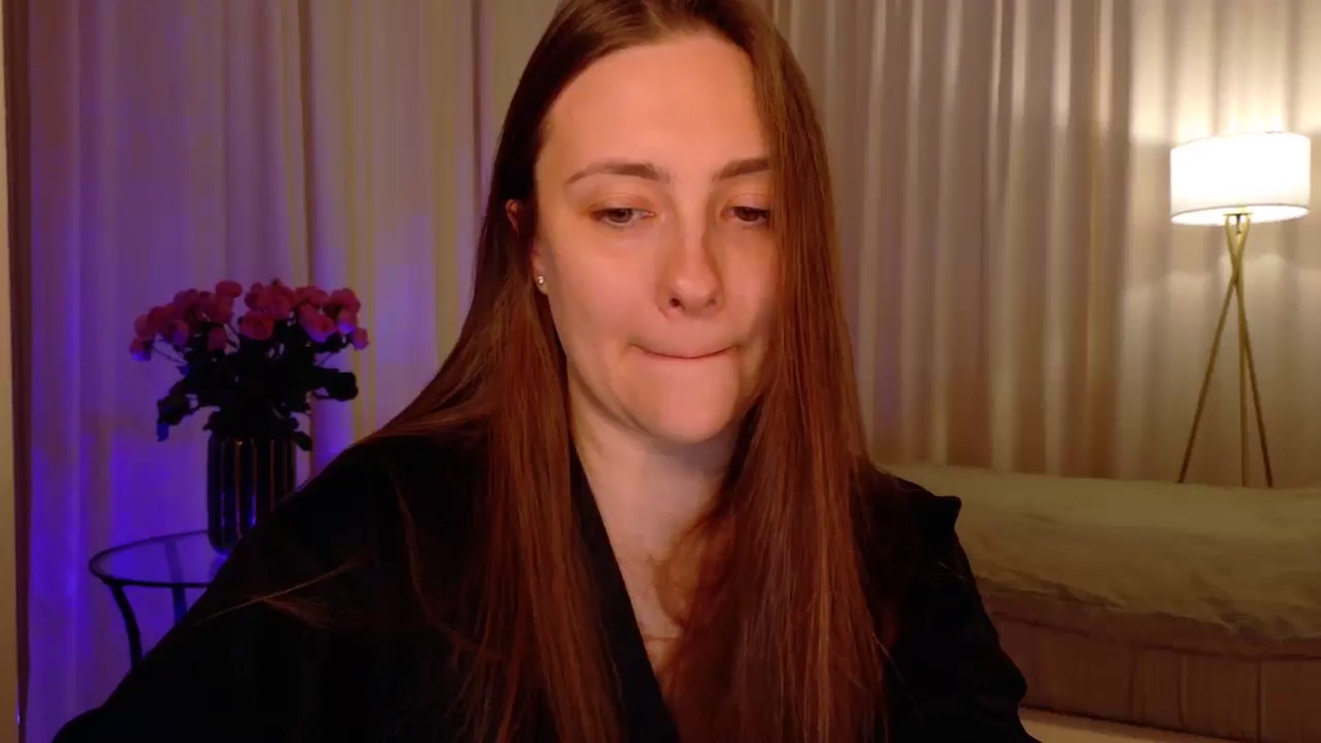 Gallery image thumbnail from QueenOfTease_'s myfreecams stream on, 11/14/2025, 06:38 image 12 of 20