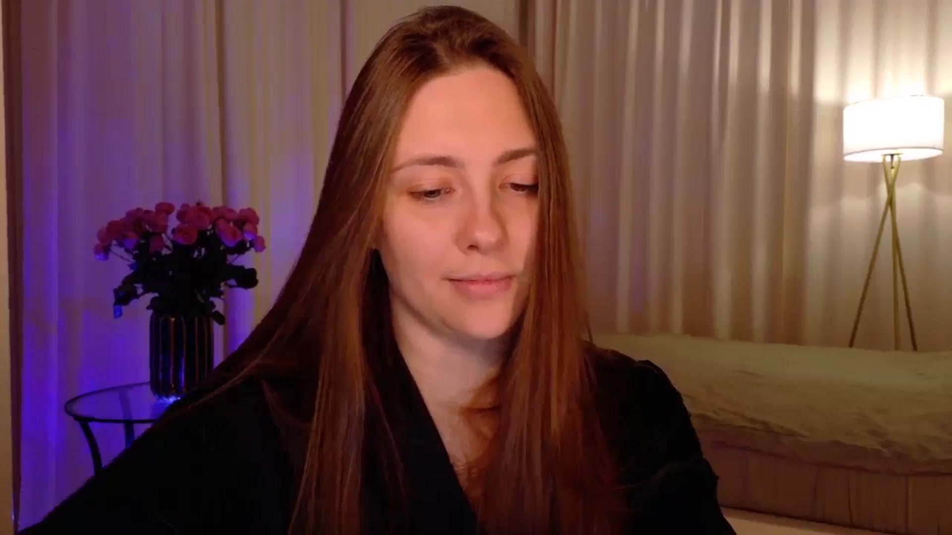 Gallery image thumbnail from QueenOfTease_'s myfreecams stream on, 11/14/2025, 06:38 image 9 of 20