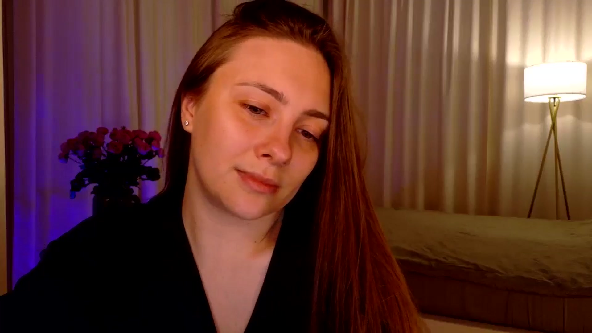 Gallery image thumbnail from QueenOfTease_'s myfreecams stream on, 11/14/2025, 07:04 image 14 of 20