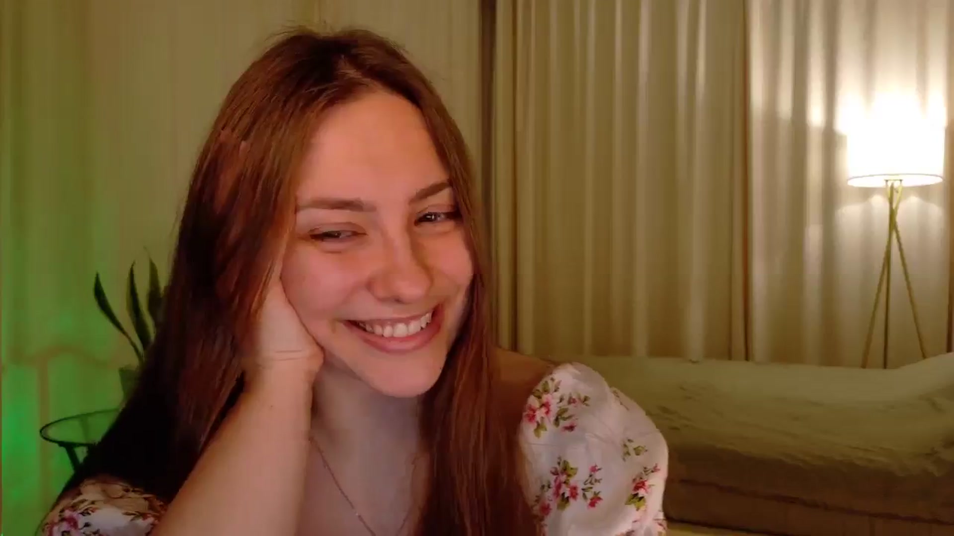 Gallery image thumbnail from QueenOfTease_'s myfreecams stream on, 11/20/2025, 05:52 image 2 of 20