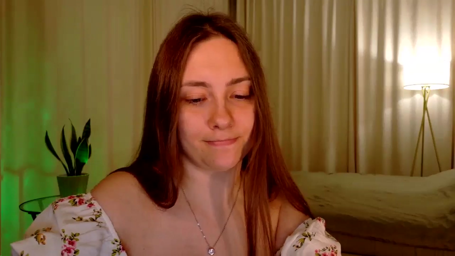 Gallery image thumbnail from QueenOfTease_'s myfreecams stream on, 11/20/2025, 05:52 image 17 of 20