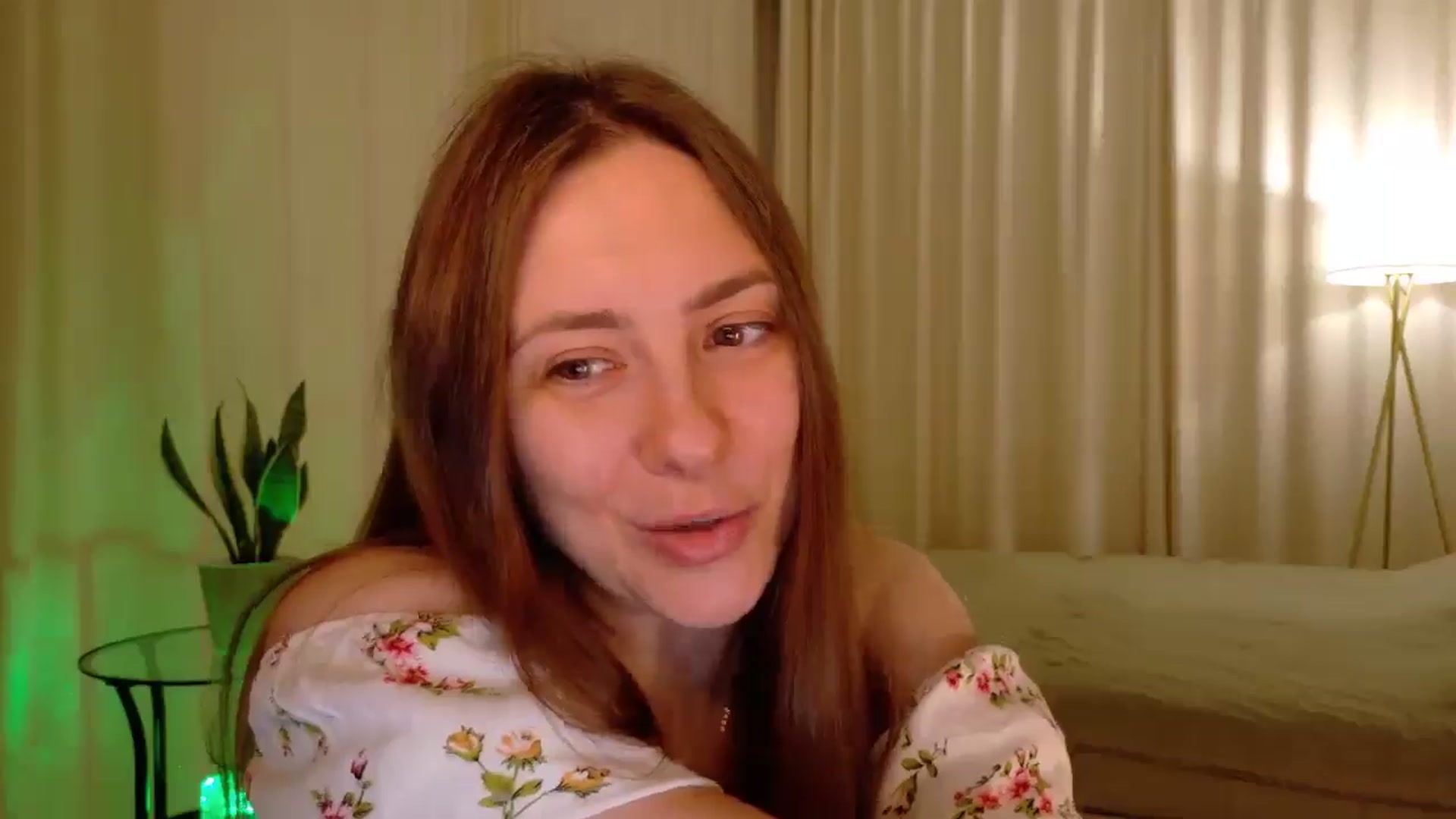 Gallery image thumbnail from QueenOfTease_'s myfreecams stream on, 11/20/2025, 06:14 image 4 of 20