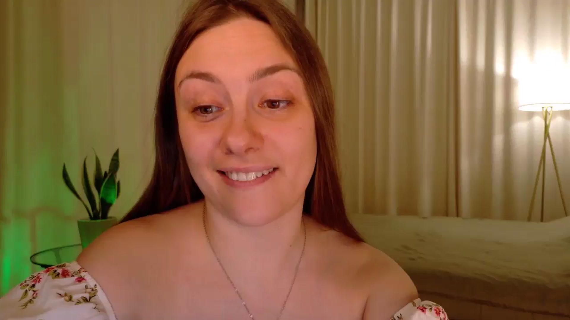 Gallery image thumbnail from QueenOfTease_'s myfreecams stream on, 11/20/2025, 06:14 image 19 of 20