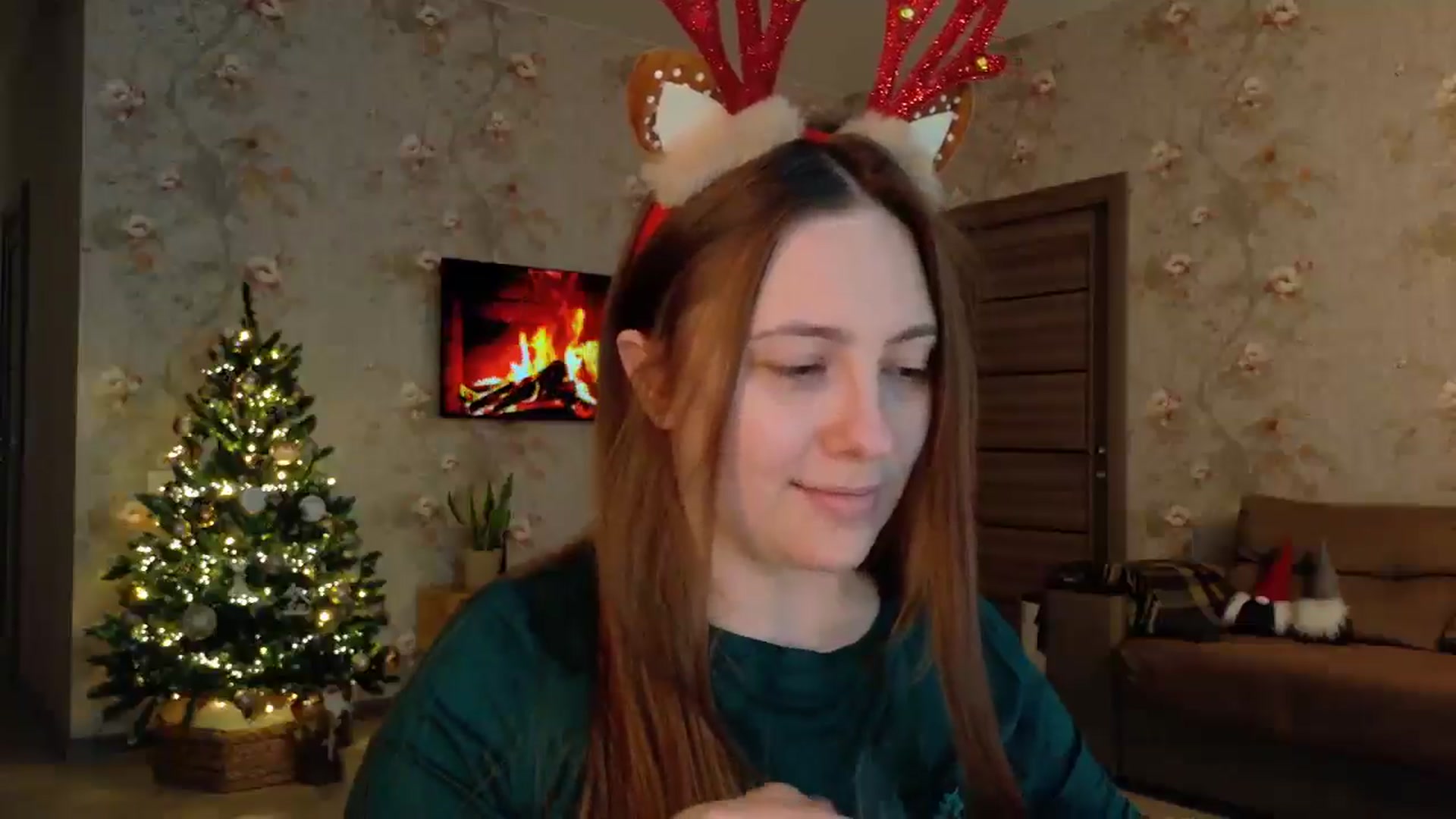 Gallery image thumbnail from QueenOfTease_'s myfreecams stream on, 12/10/2025, 06:00 image 18 of 20