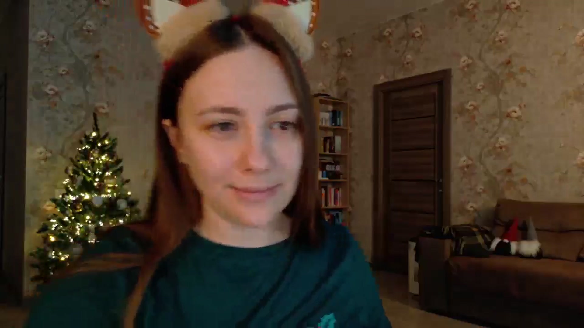 Gallery image thumbnail from QueenOfTease_'s myfreecams stream on, 12/10/2025, 06:00 image 3 of 20