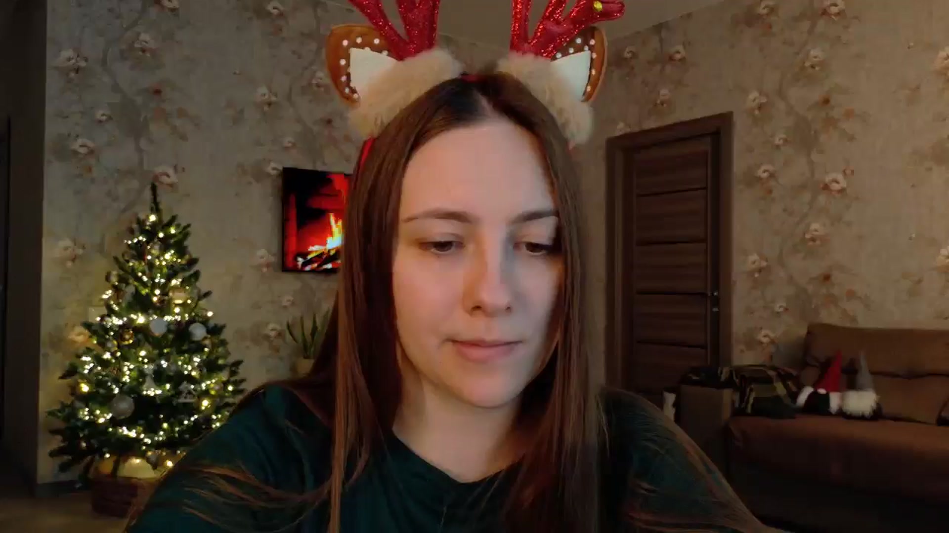 Gallery image thumbnail from QueenOfTease_'s myfreecams stream on, 12/10/2025, 06:00 image 6 of 20